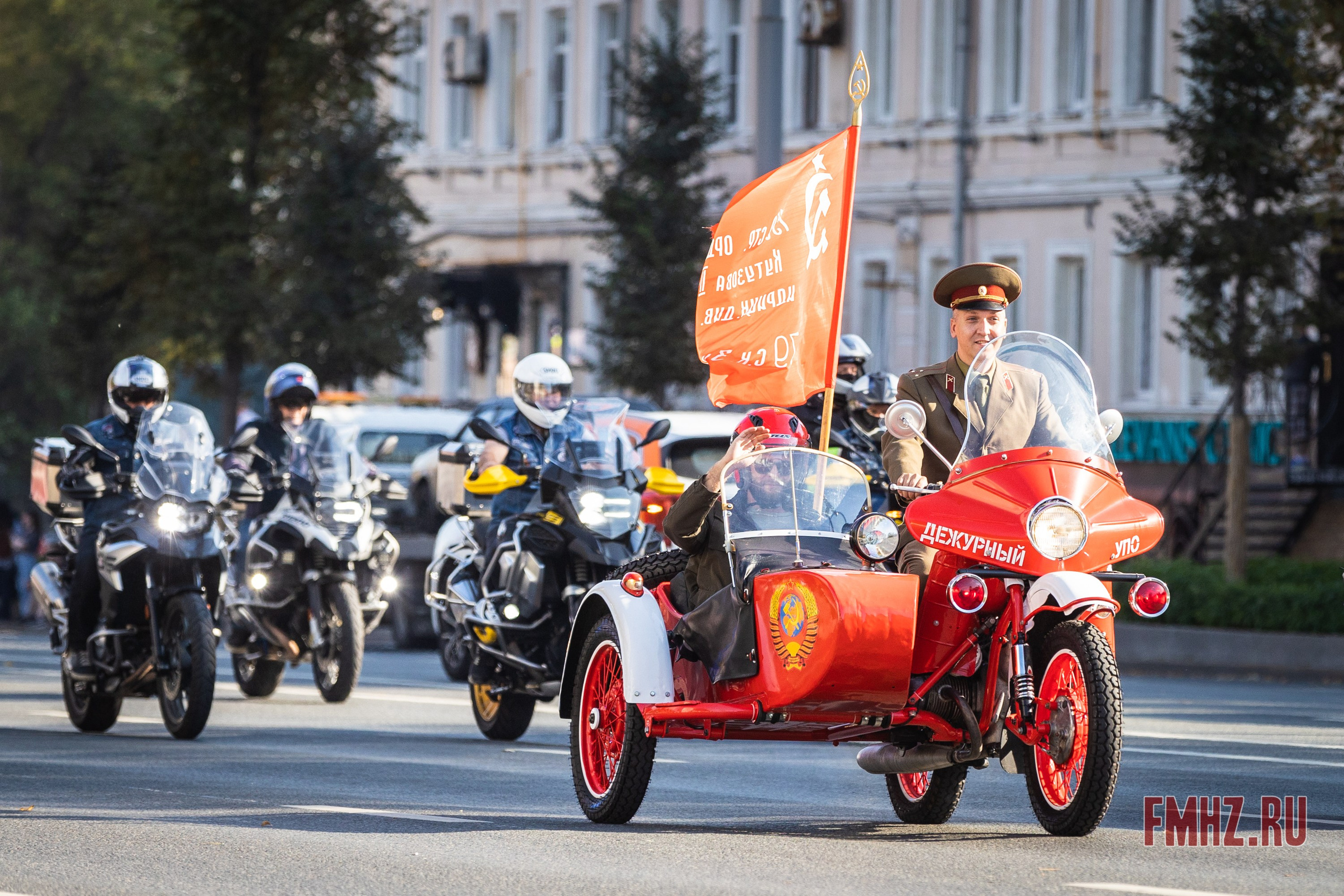 Закрытие Мотосезона 2023 на проспекте Академика Сахарова. Фотограф Владимир Охрименко