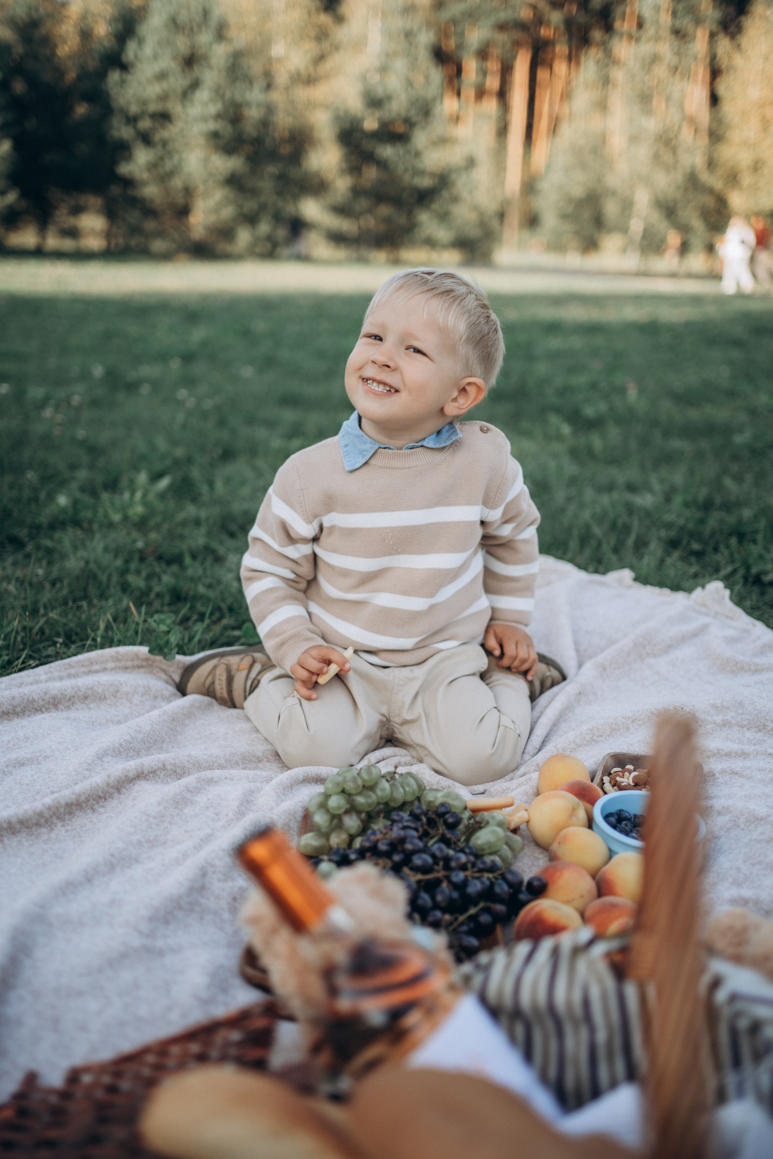 Прогулка в парке. Фотограф новорожденных и малышей до года в Москве Анастасия Соколова