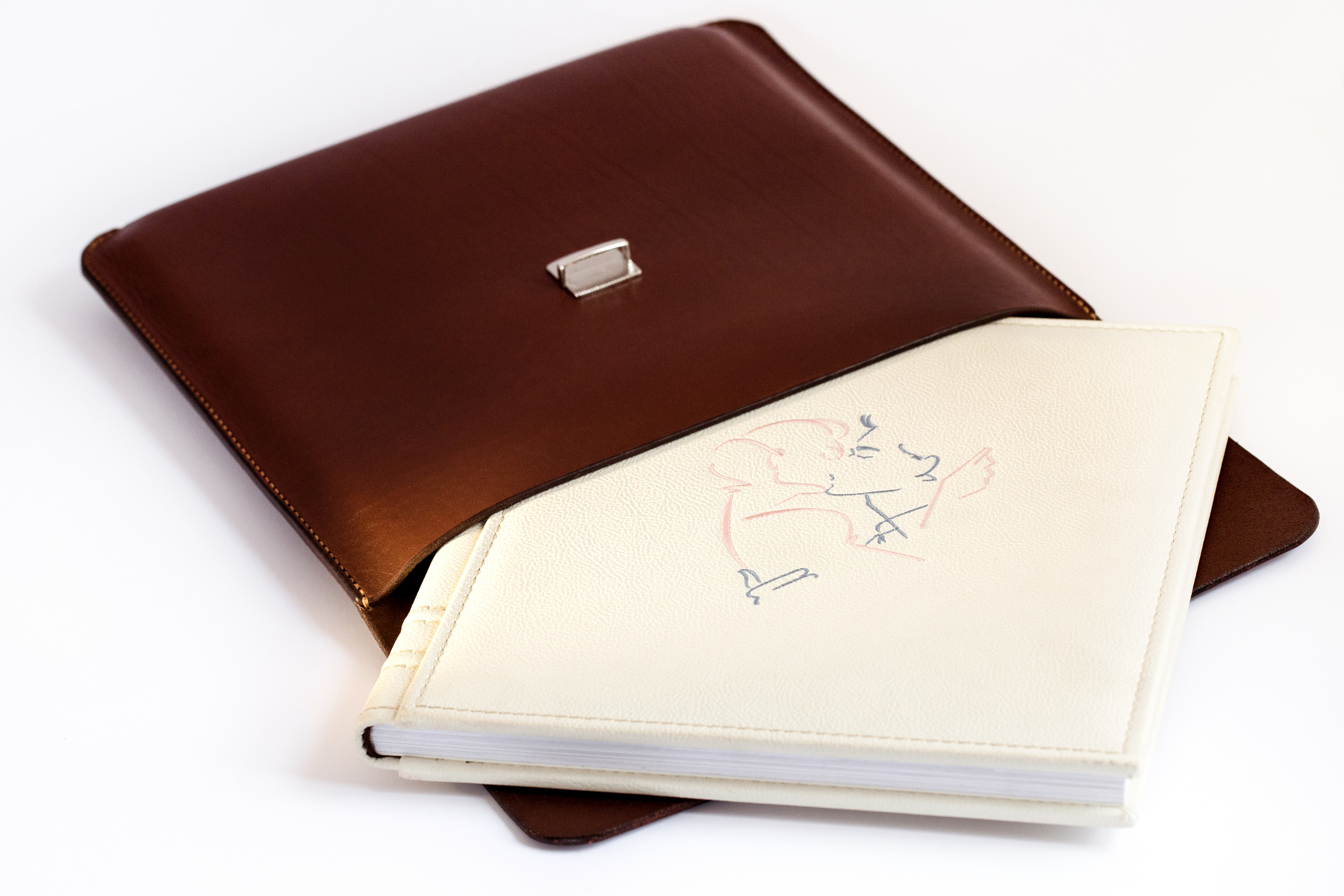 Фотокниги в Воронеже. Изготовление и доставка курьером. Свадебный фотограф в Воронеже Александр Пенкин