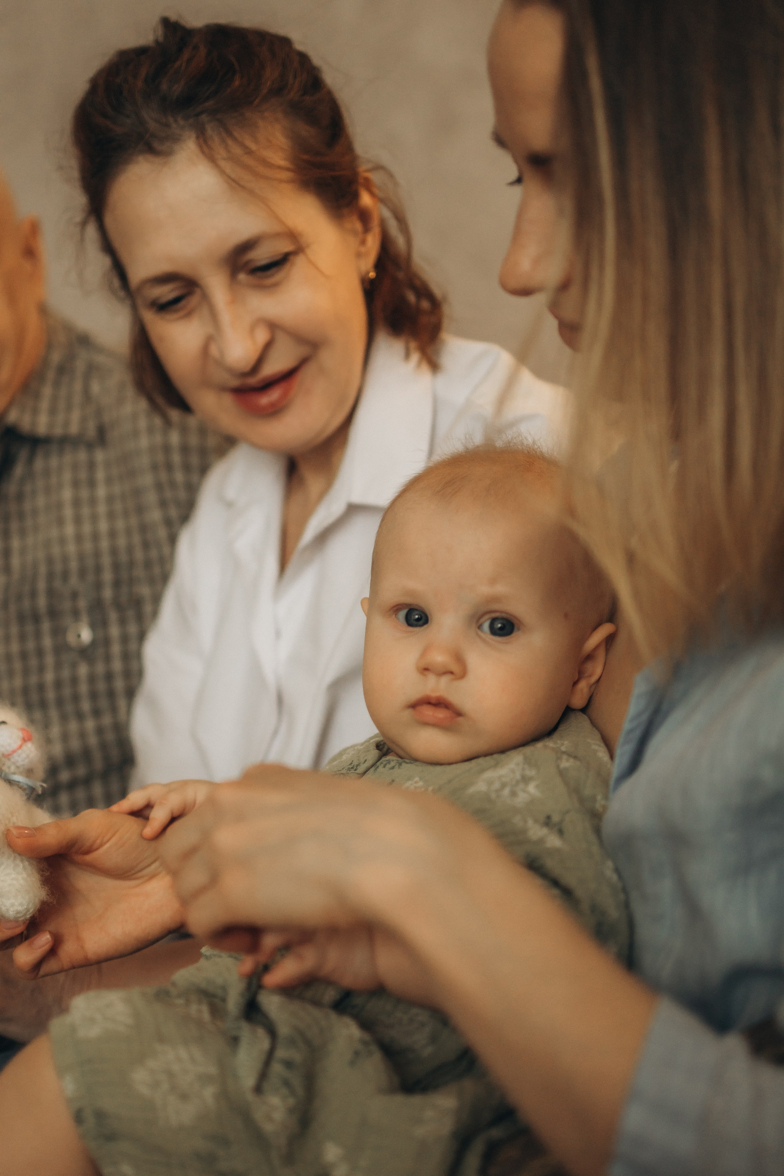 Полина, Максим и малышка Нина. Семейный, домашний, ньюборн фотограф Москва Цветкова Елизавета