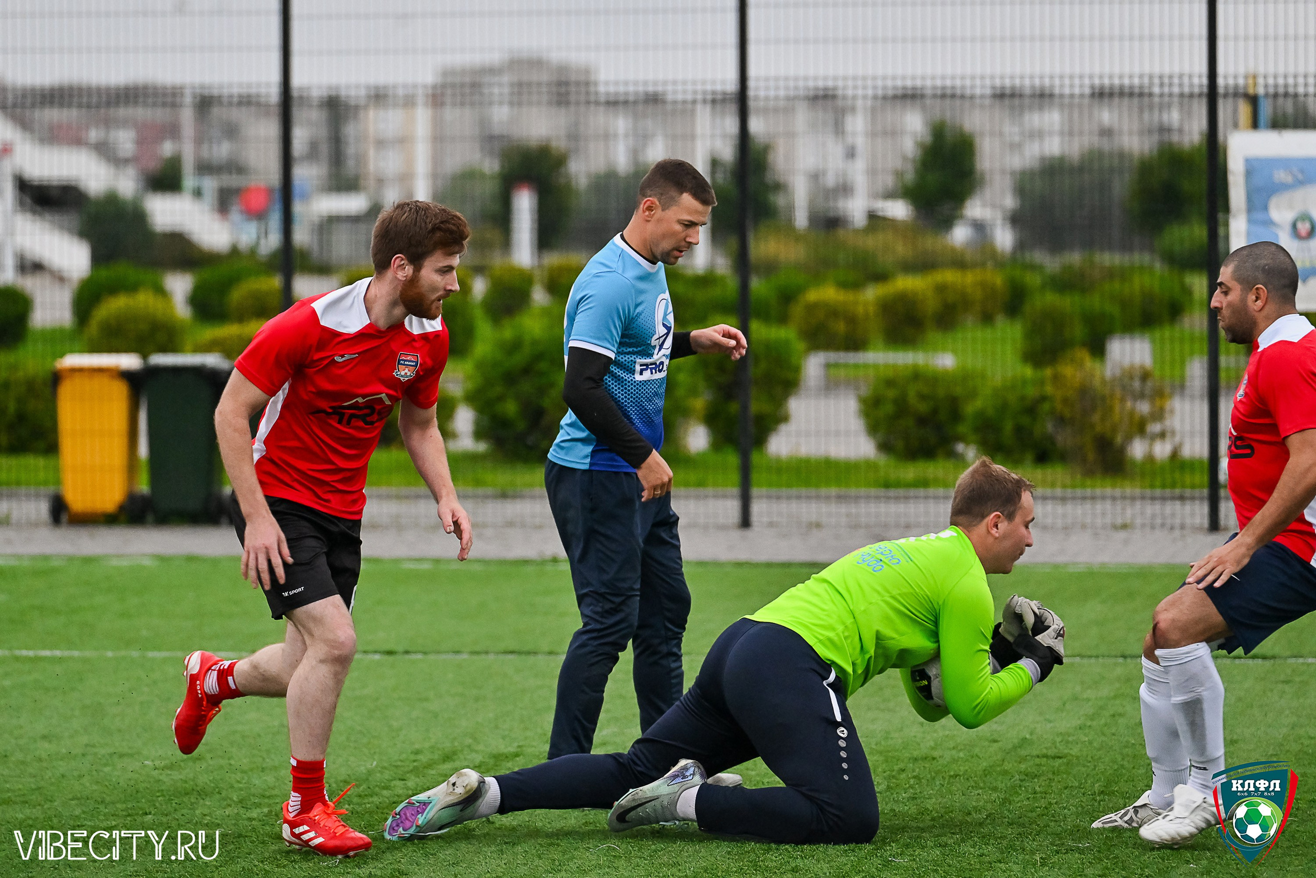 ФИНАЛЬНЫЕ МАТЧИ ПЛЕЙ-ОФФ XXl ЛЕТНЕГО КУБКА КАЛИНИНГРАДСКОЙ ЛФЛ. VIBECITY.RU Вайб Сити Ру Фоторепортажи Фотоотчеты Калининград