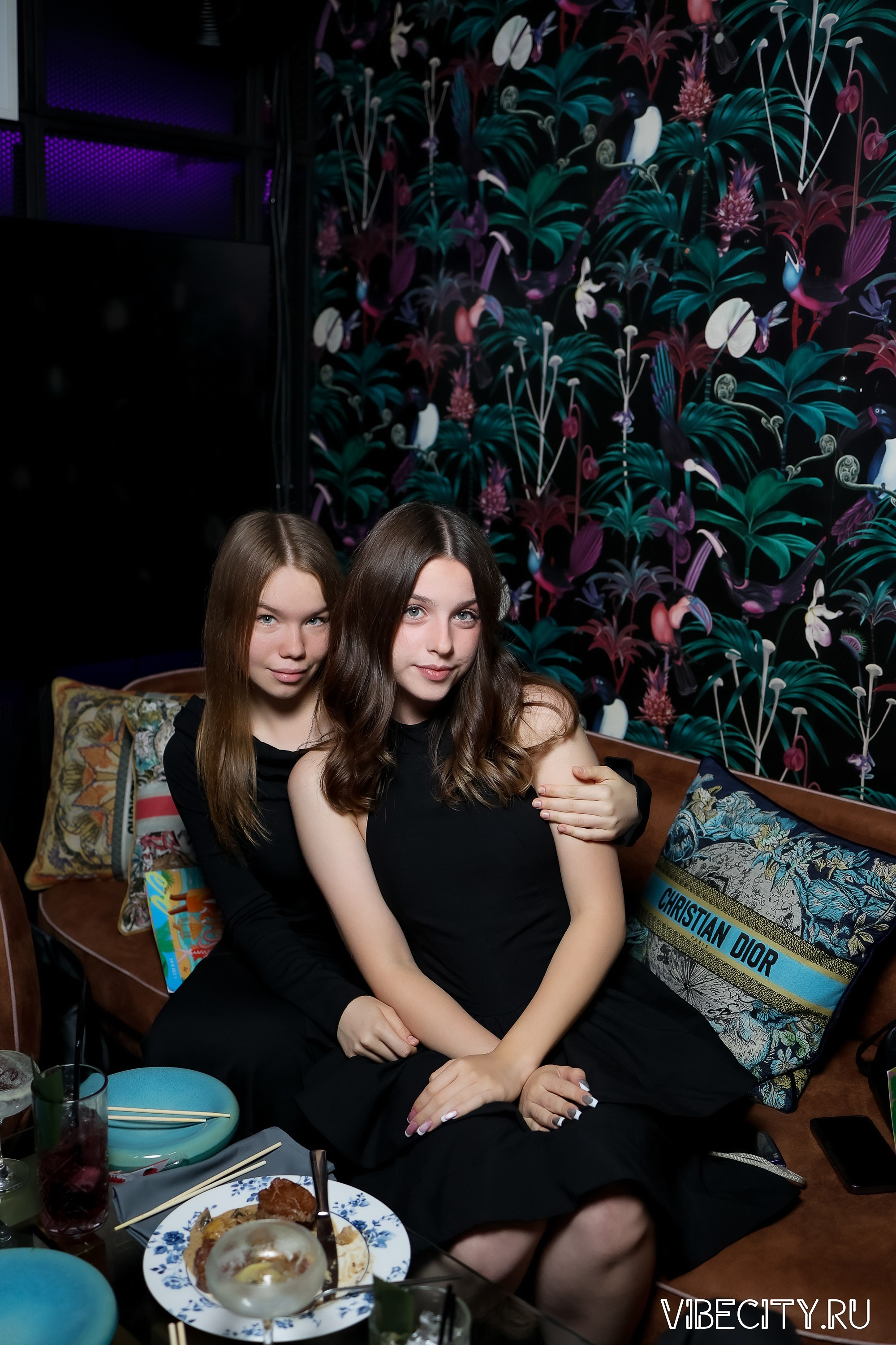 DOUBLE U. VIBECITY.RU Вайб Сити Ру Фоторепортажи Фотоотчеты Калининград