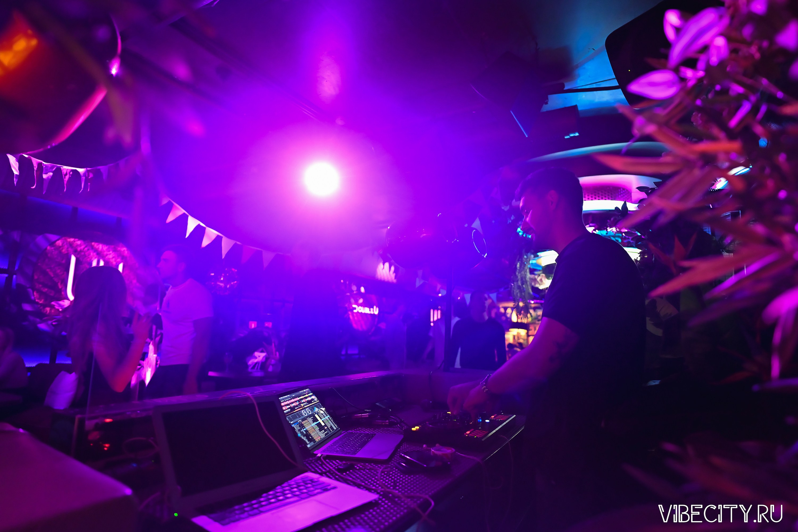 DOUBLE U. VIBECITY.RU Вайб Сити Ру Фоторепортажи Фотоотчеты Калининград