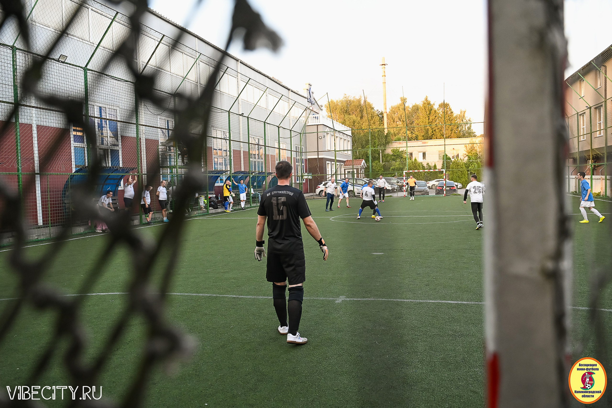 ИГРЫ ПЛЕЙ-ОФФ ПЕРВОГО ДИВИЗИОНА МИНИ-ФУТБОЛЬНОЙ ЛИГИ. VIBECITY.RU Вайб Сити Ру Фоторепортажи Фотоотчеты Калининград