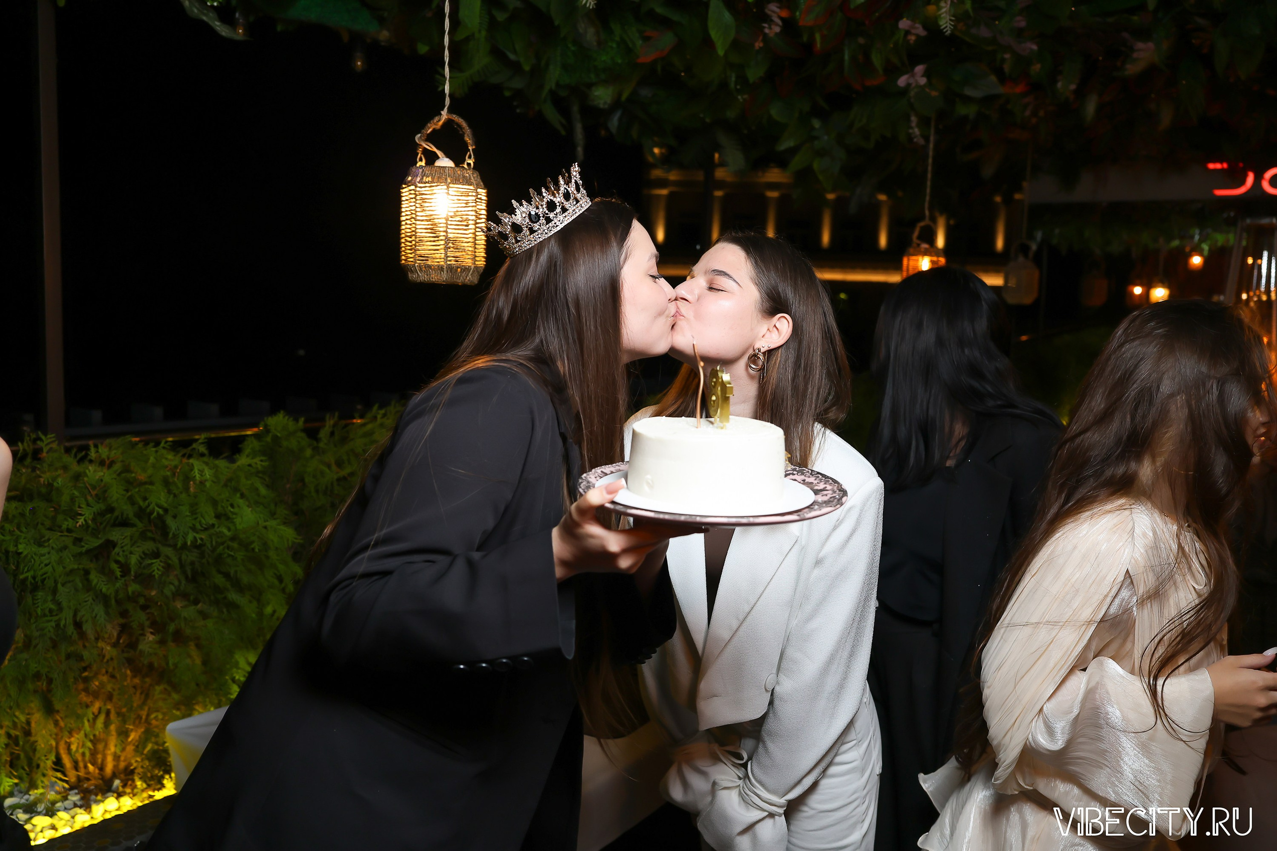 DOUBLE U. VIBECITY.RU Вайб Сити Ру Фоторепортажи Фотоотчеты Калининград