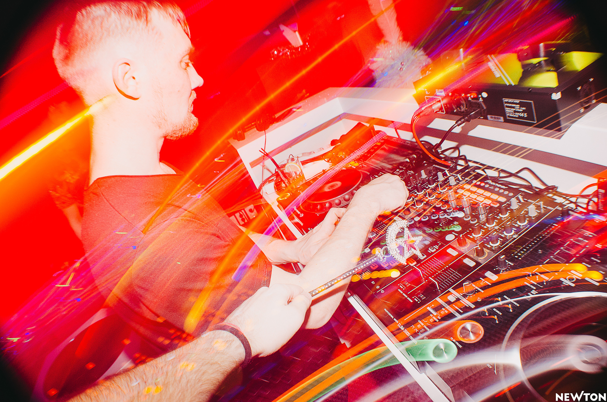 Newton Club, 18+. Свадебный фотограф в Москве Евгений Рыжов