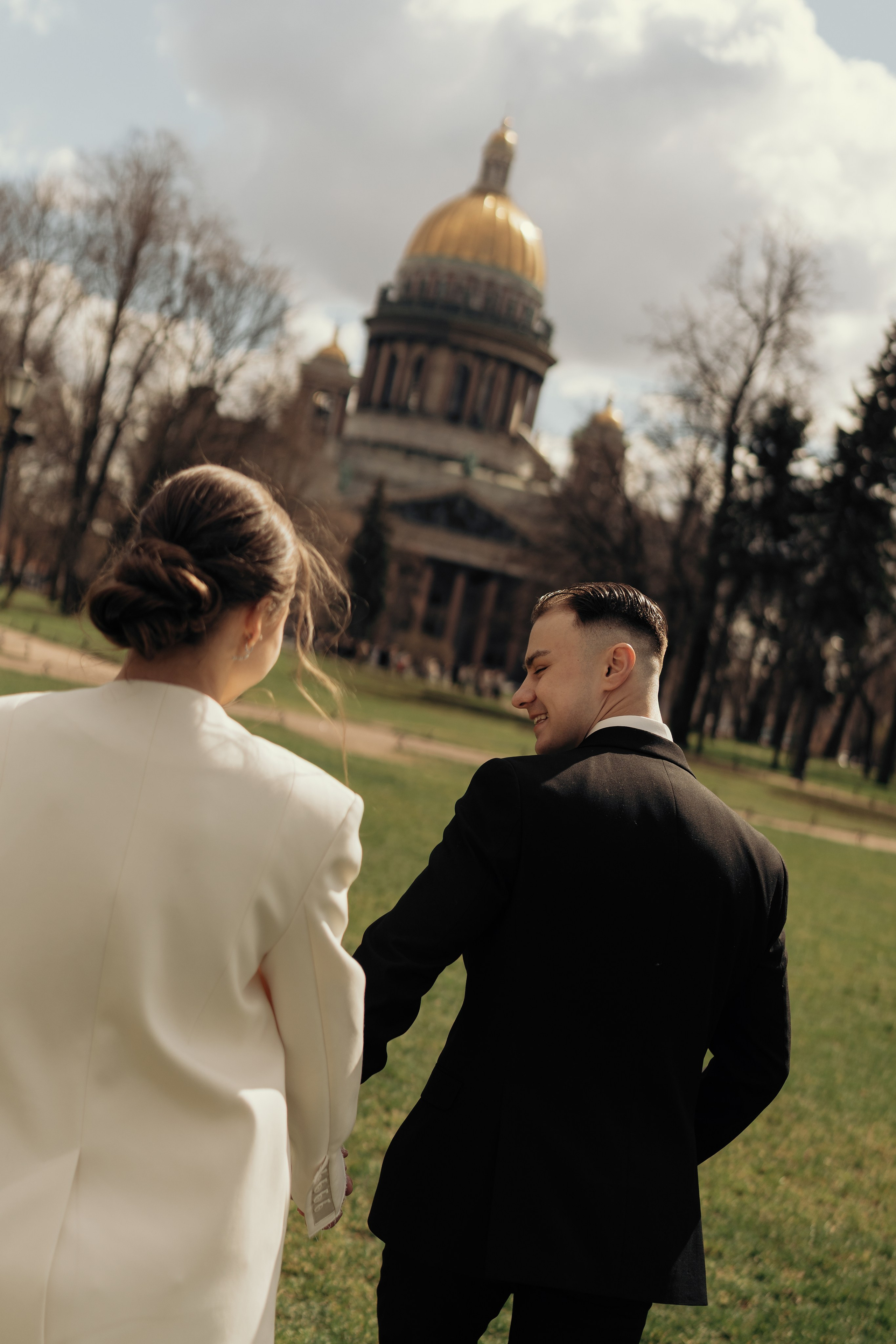Даниил и Владислава. Hmliber — фотограф и контент-креатор из Петербурга
