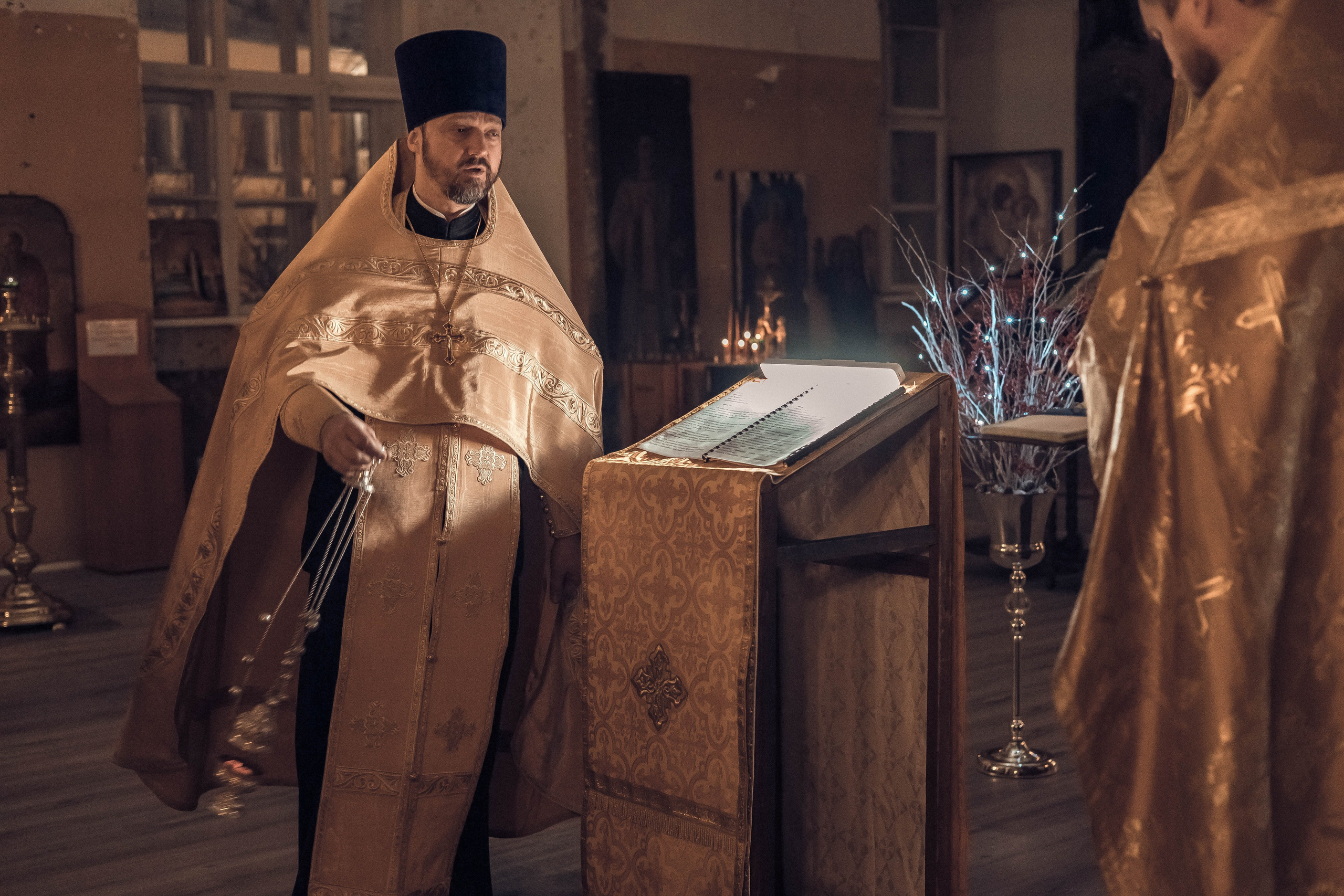 Храм Воскресения Словущего в Барашах.Всенощное накануне дня памяти Спиридона Тримифунтского. Артеменкова Анна Фотограф