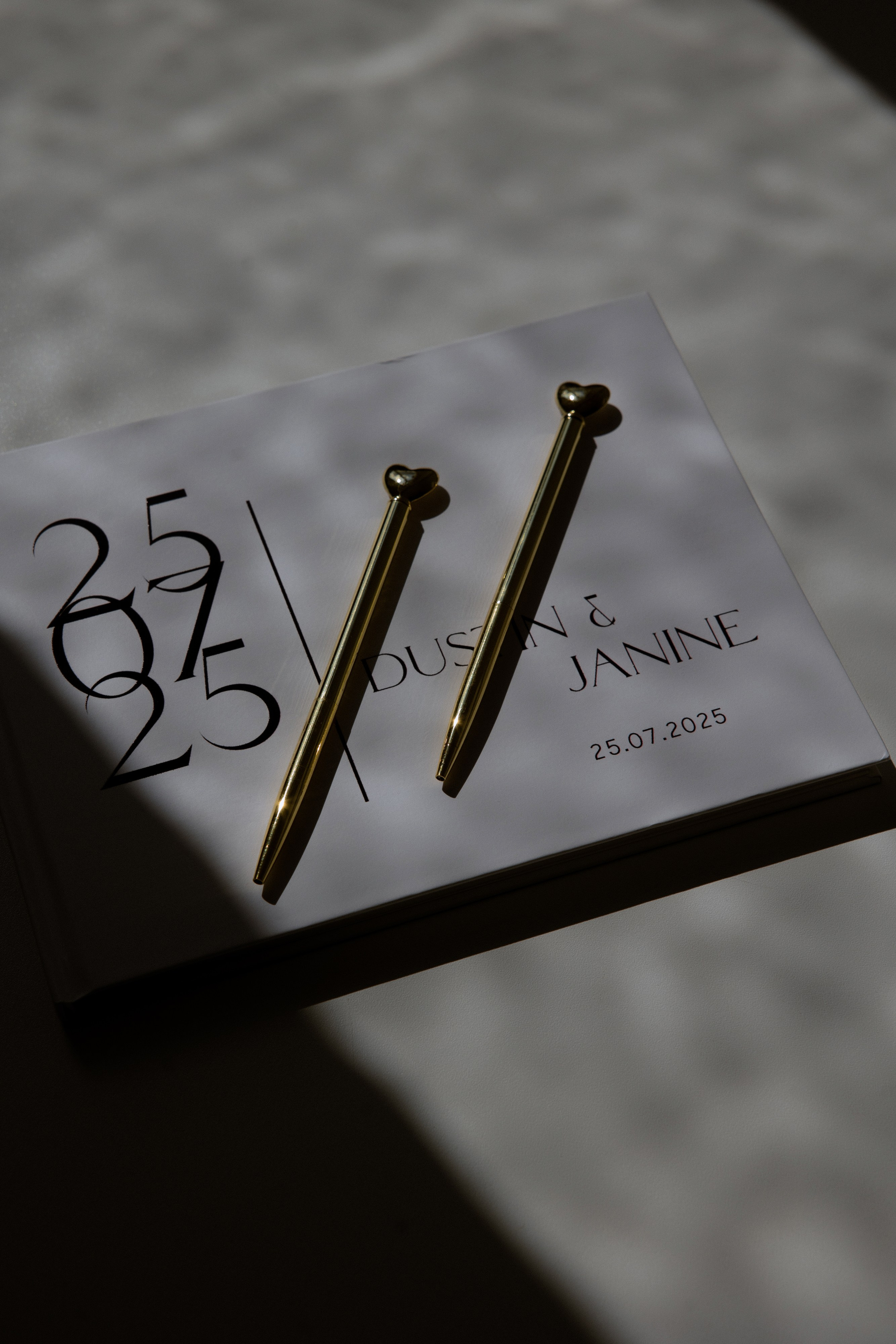 JANINE UND DUSTIN. Galina and Nikita Bykovets, a wedding photographer and videographer duo in Germany