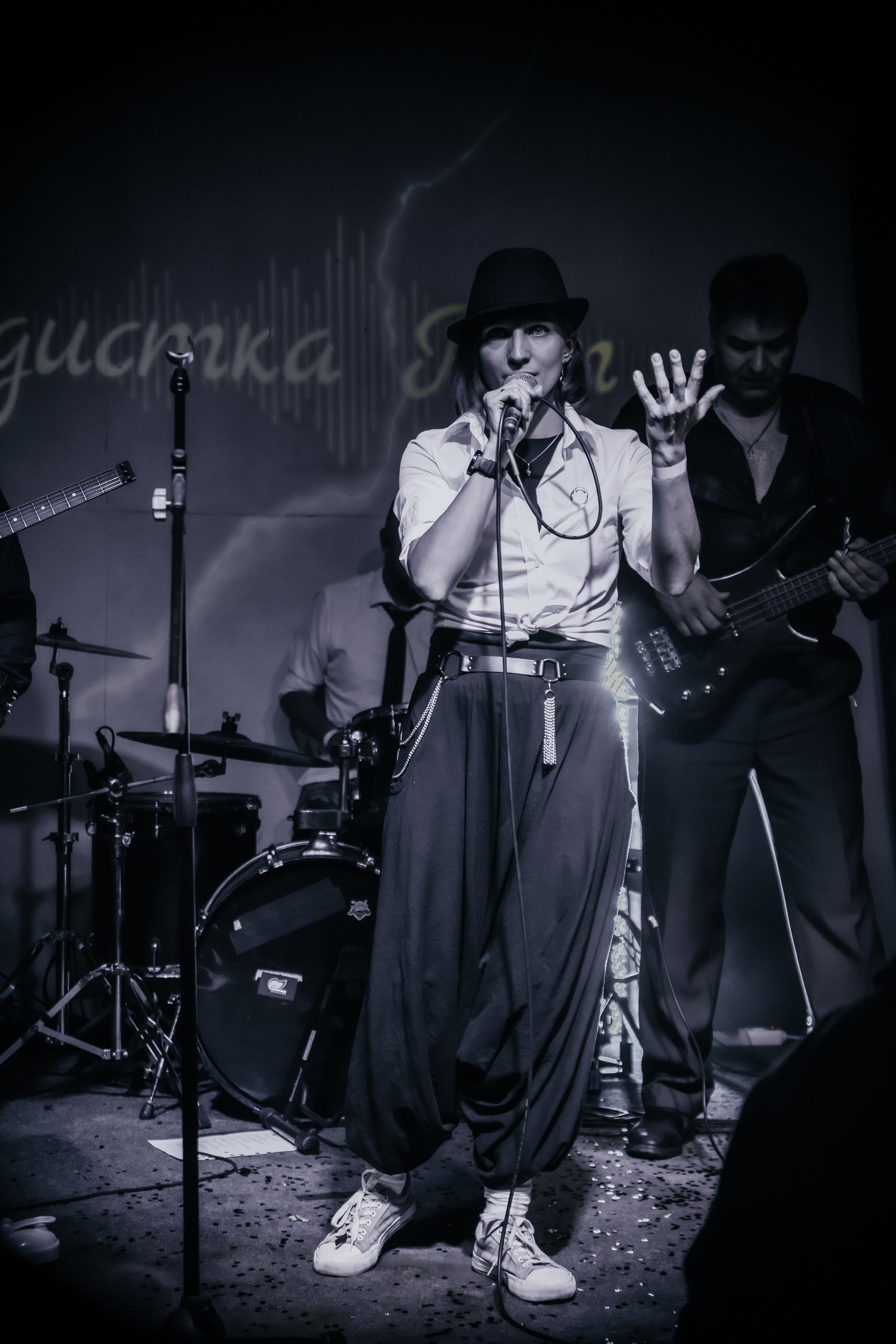 Радистка Кэт. Рок-ёлка, клуб-галерея Эрмитаж. 21.12.2024. Фотограф Регина Крикунова г. Красноярск