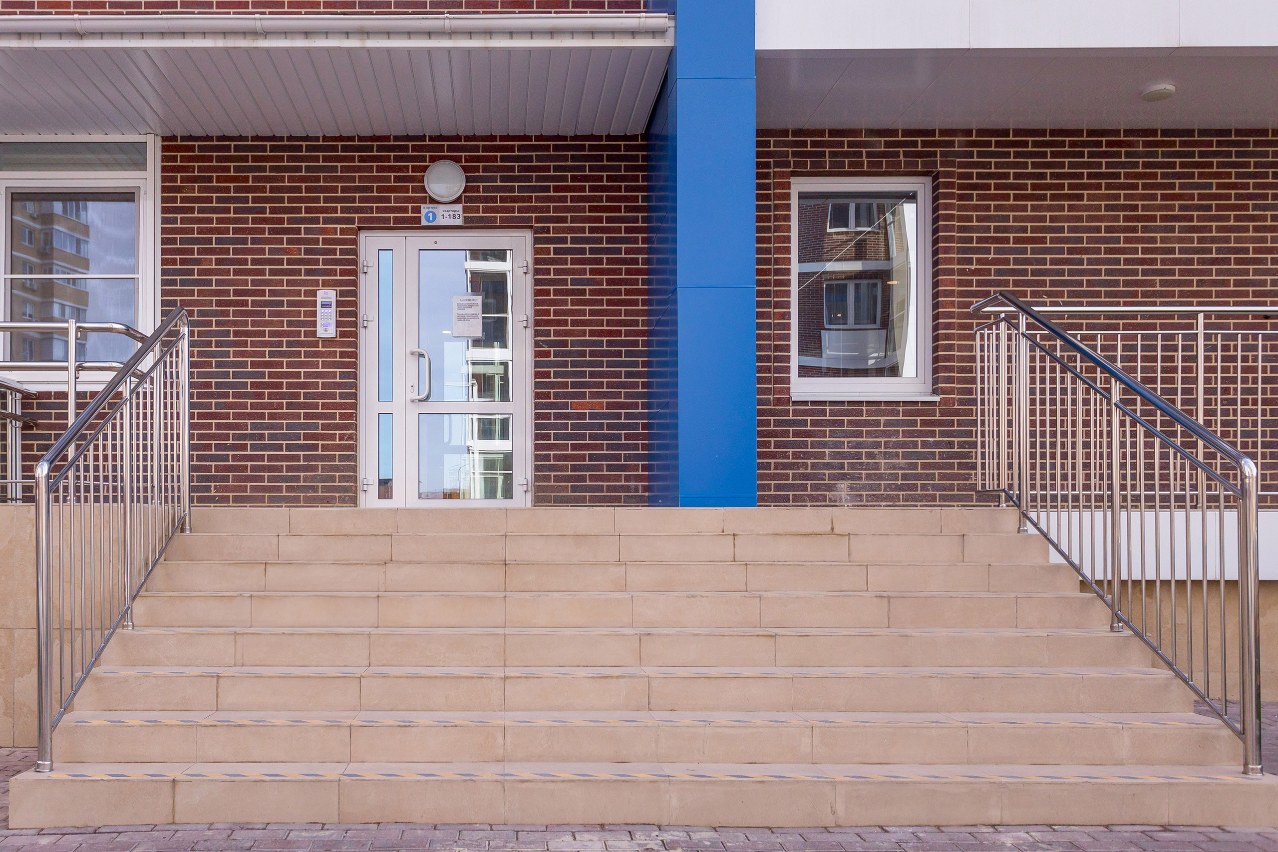 Фотосъемка квартиры в светлых тонах для сдачи. Интерьерный фотограф Краснодар: профессионально по доступным ценам