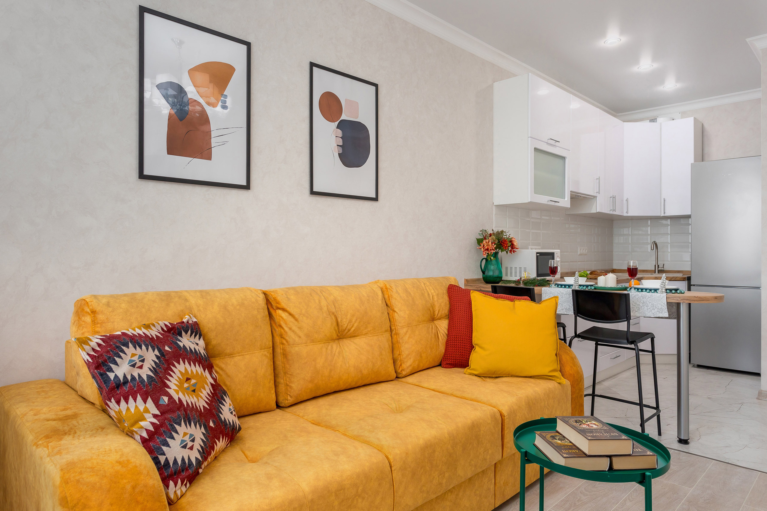 Фотосъемка квартиры в светлых тонах для сдачи. Интерьерный фотограф Краснодар: профессионально по доступным ценам