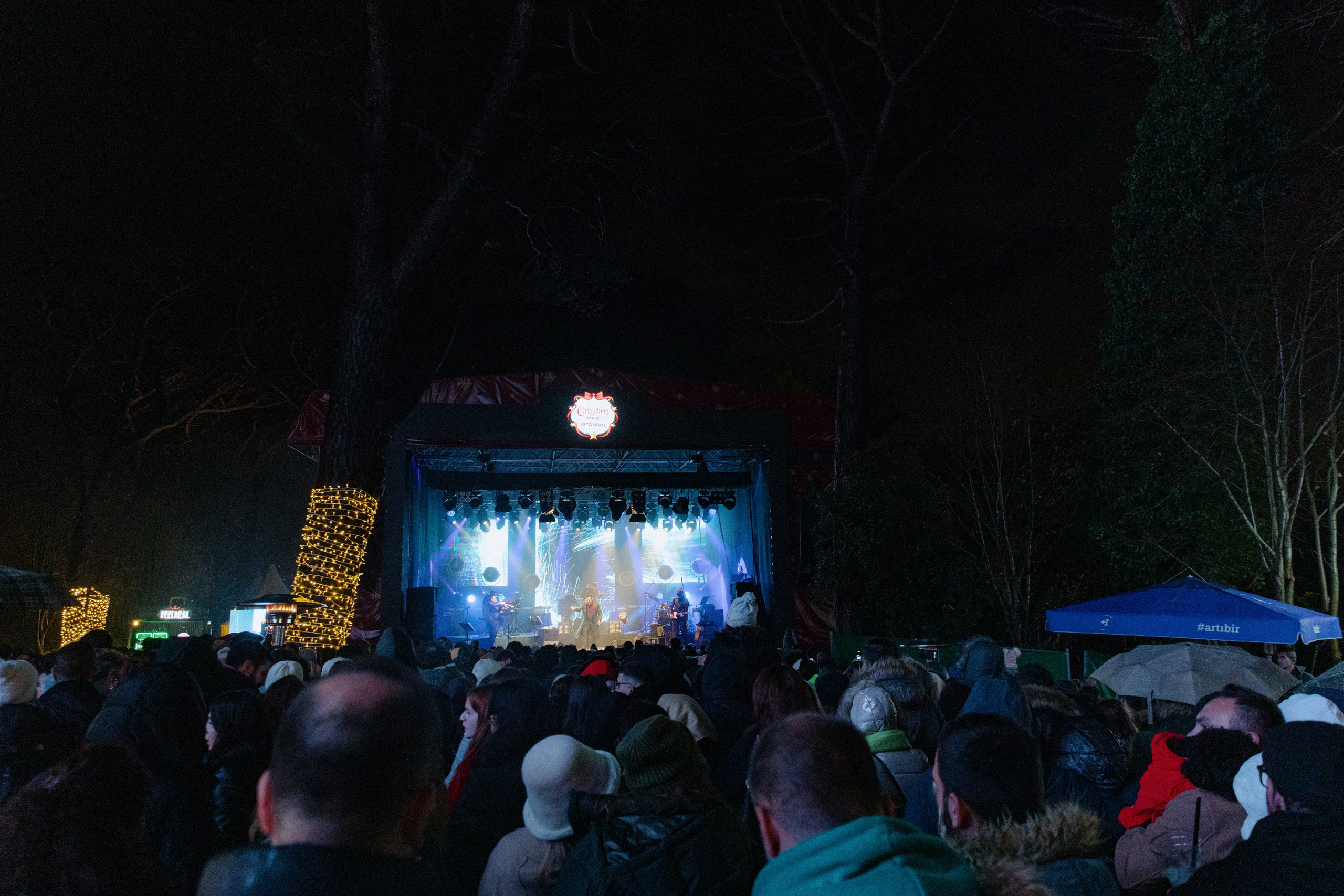 Christmas Market Istanbul. Свадебный и репортажный фотограф