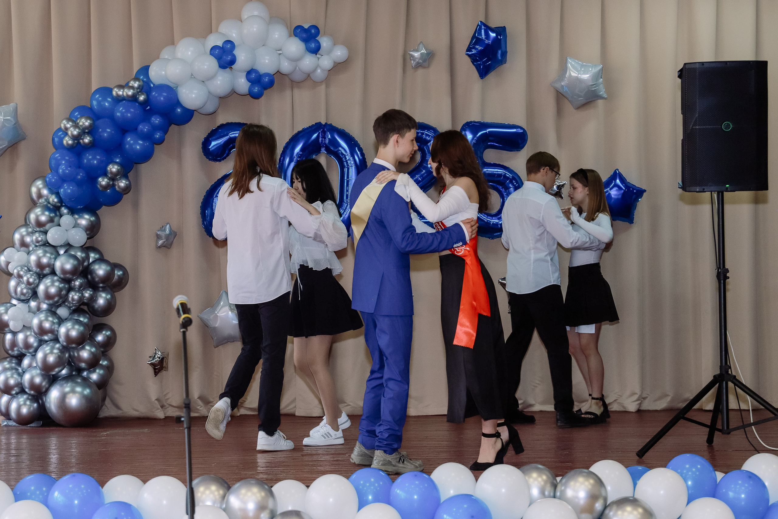 Последний звонок 9 кл № 26. Фотограф Юлия Мальцева