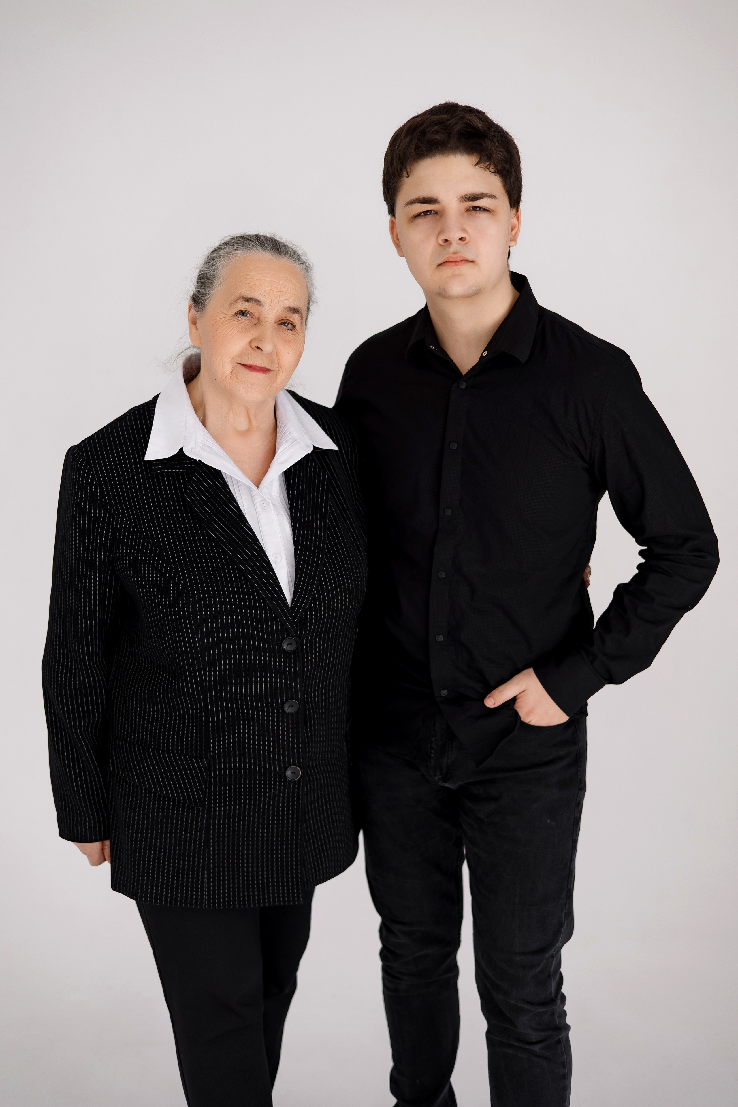 11 класс съемка на циклораме. Фотограф Любовь Корниенко, Примоский край