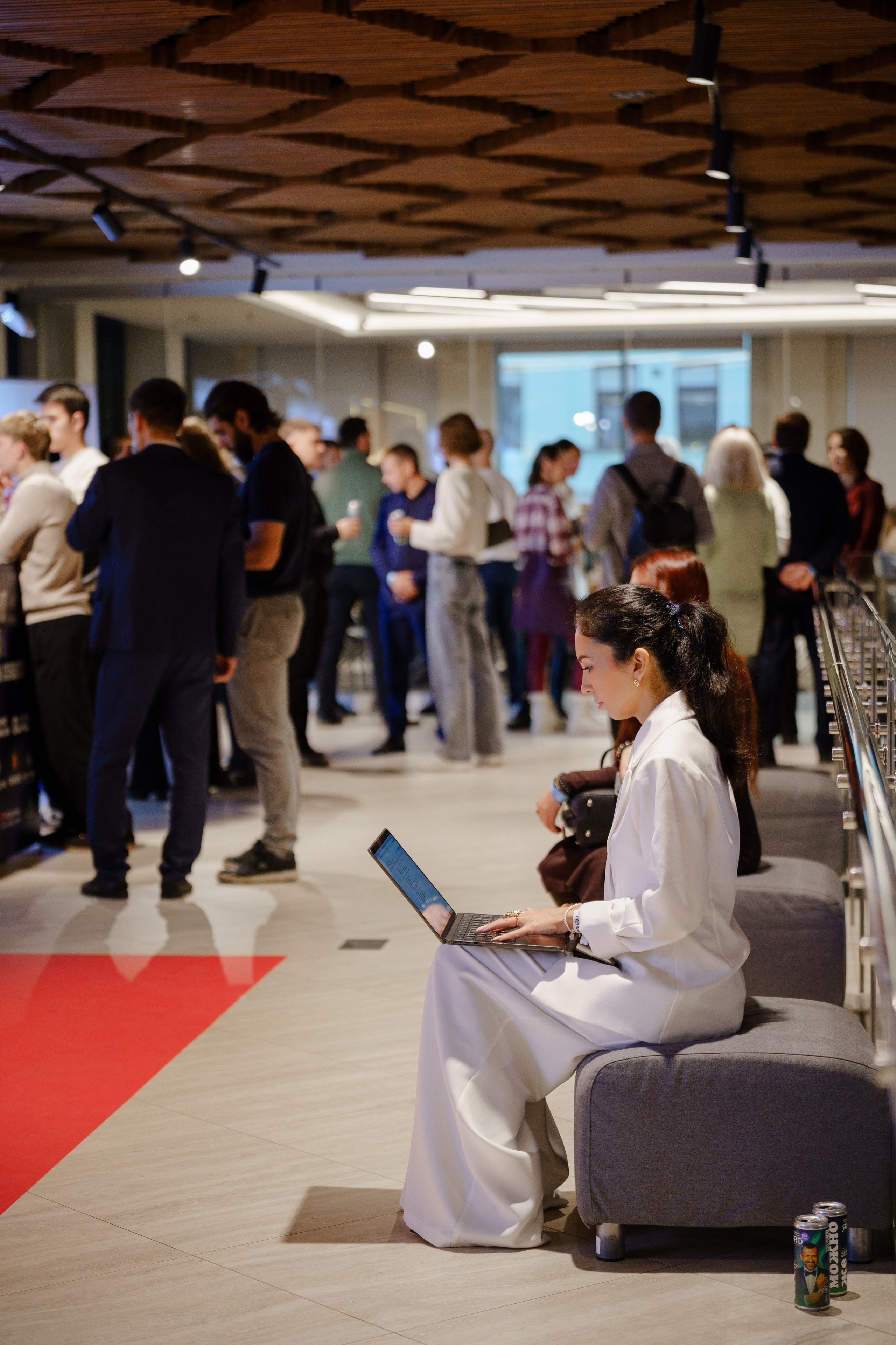 Репортажный фотограф на конференцию в Москве. Репортажный фотограф в Москве Саша Дружинина