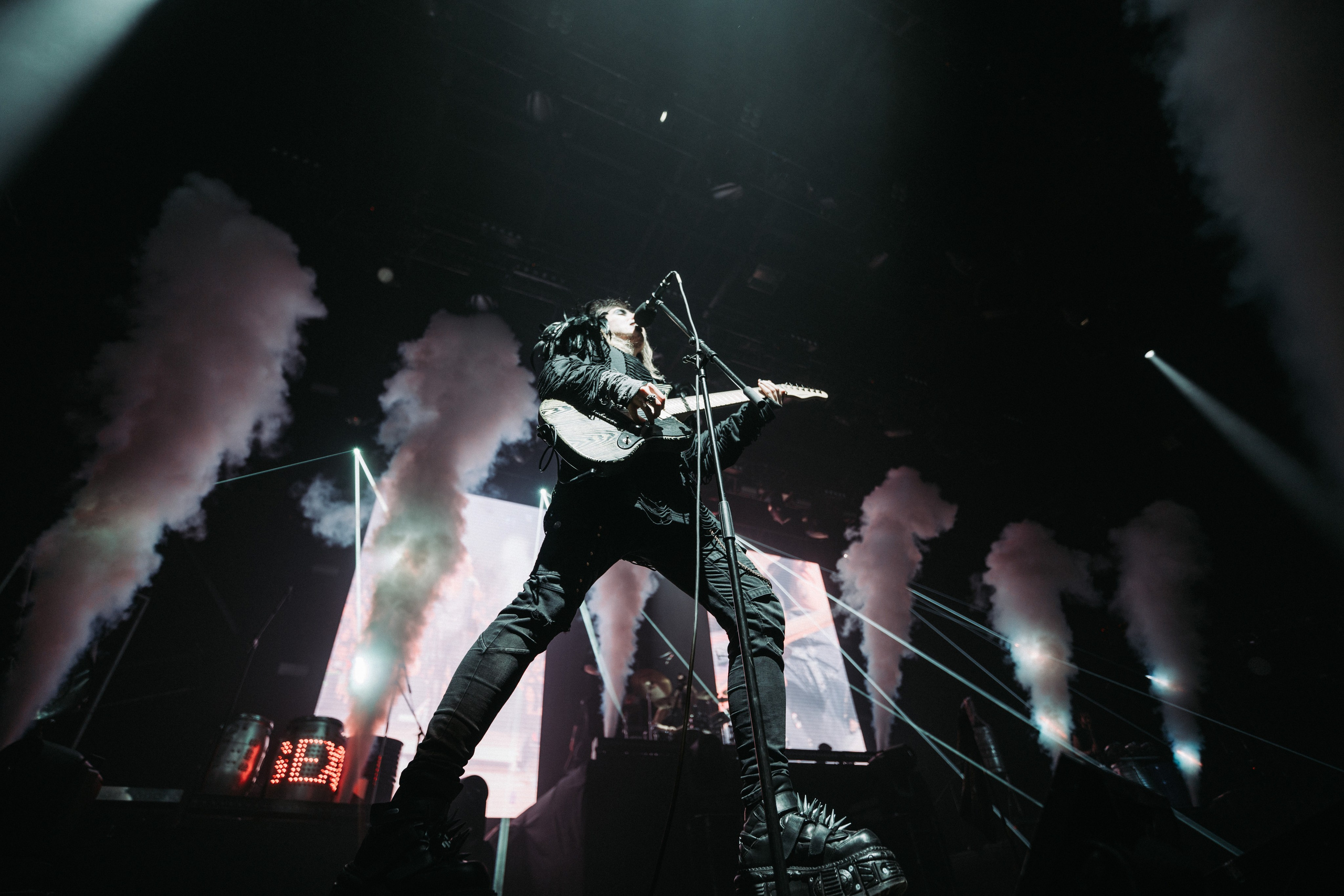 NEVERLOVE. Игорь Богатов — фотограф