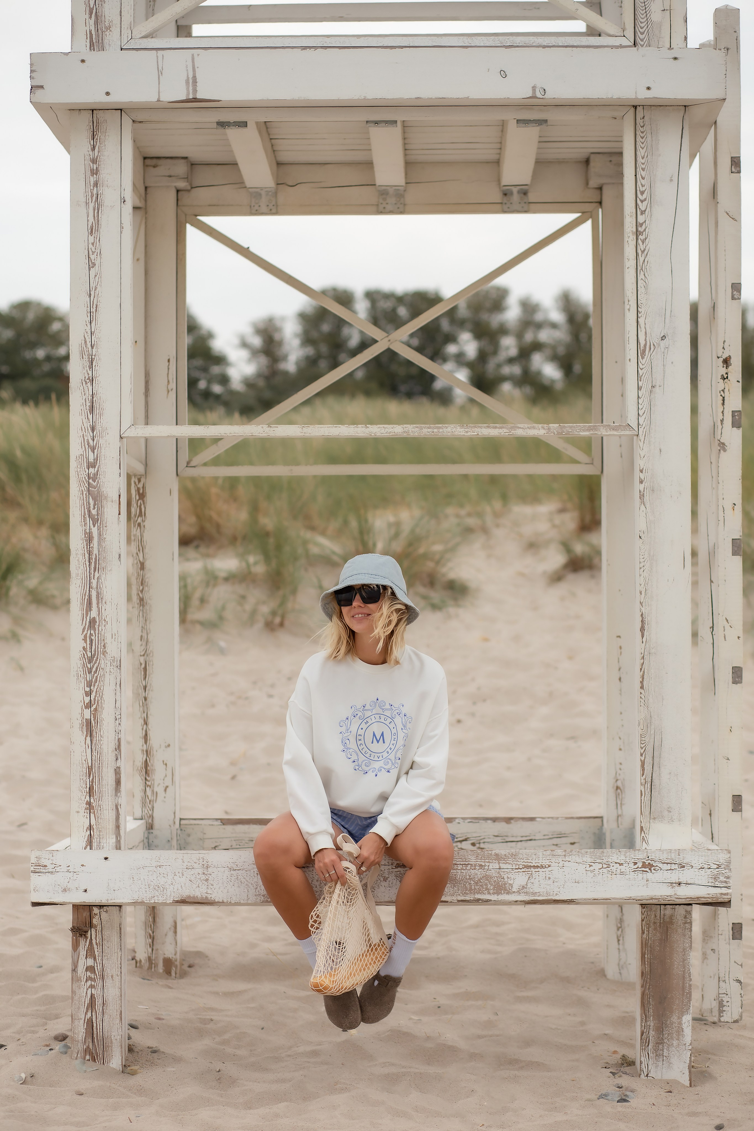 Вера в Янтарном. Перед дождем. Фотограф в Калининграде Решетникова Алина