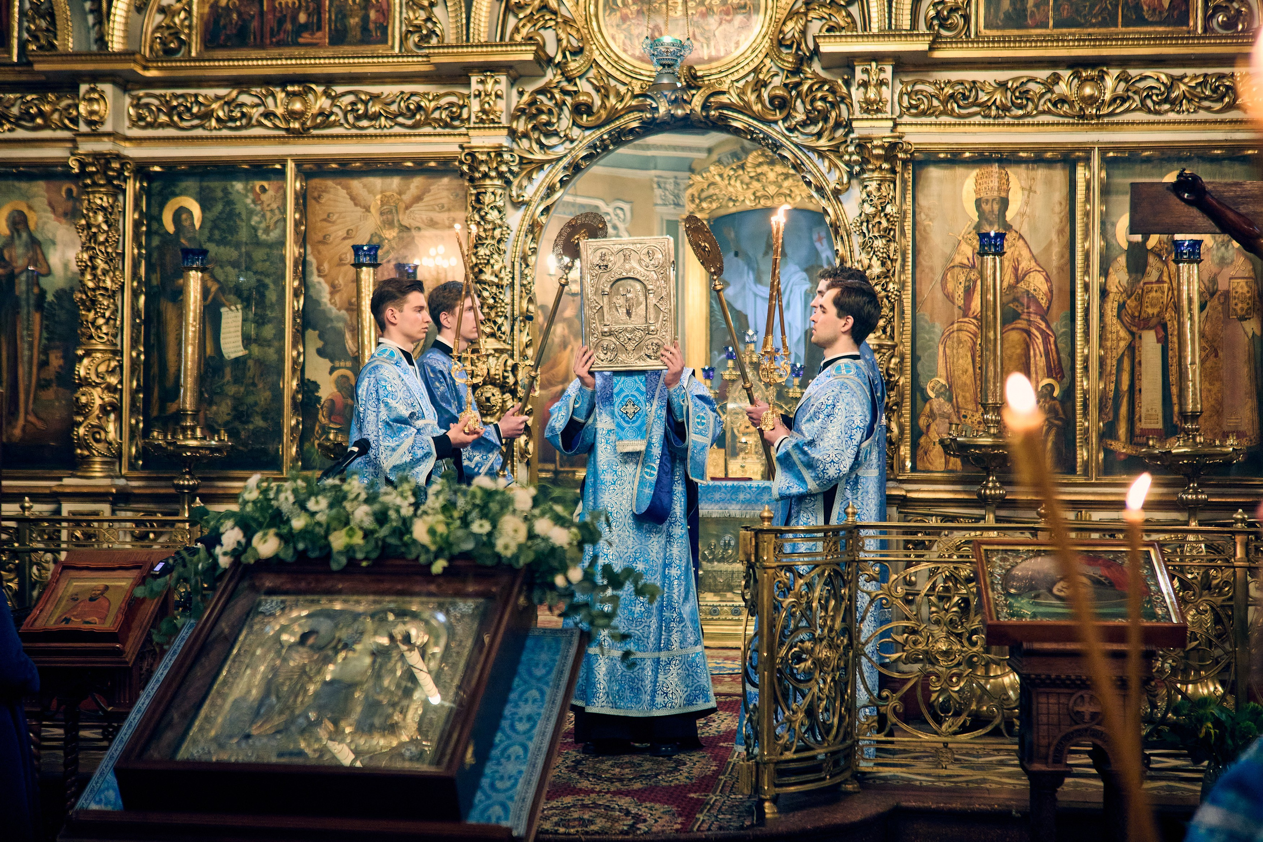 Всенощная на БЛАГОВЕЩЕНИЕ ПРЕСВЯТОЙ БОГОРОДИЦЫ. DMITRY MOISEENKO — фотограф, художник, топ-стилист