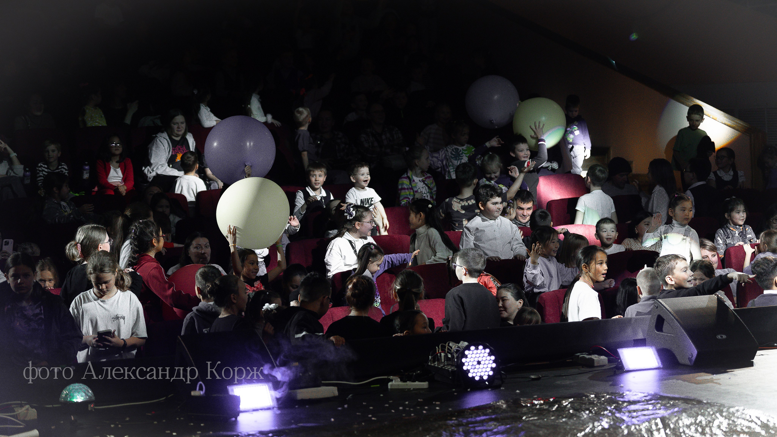 Цирк в Айхале. Фотографии и видеосъемка, Айхал, Удачный, Якутия. Фотографии Айхал