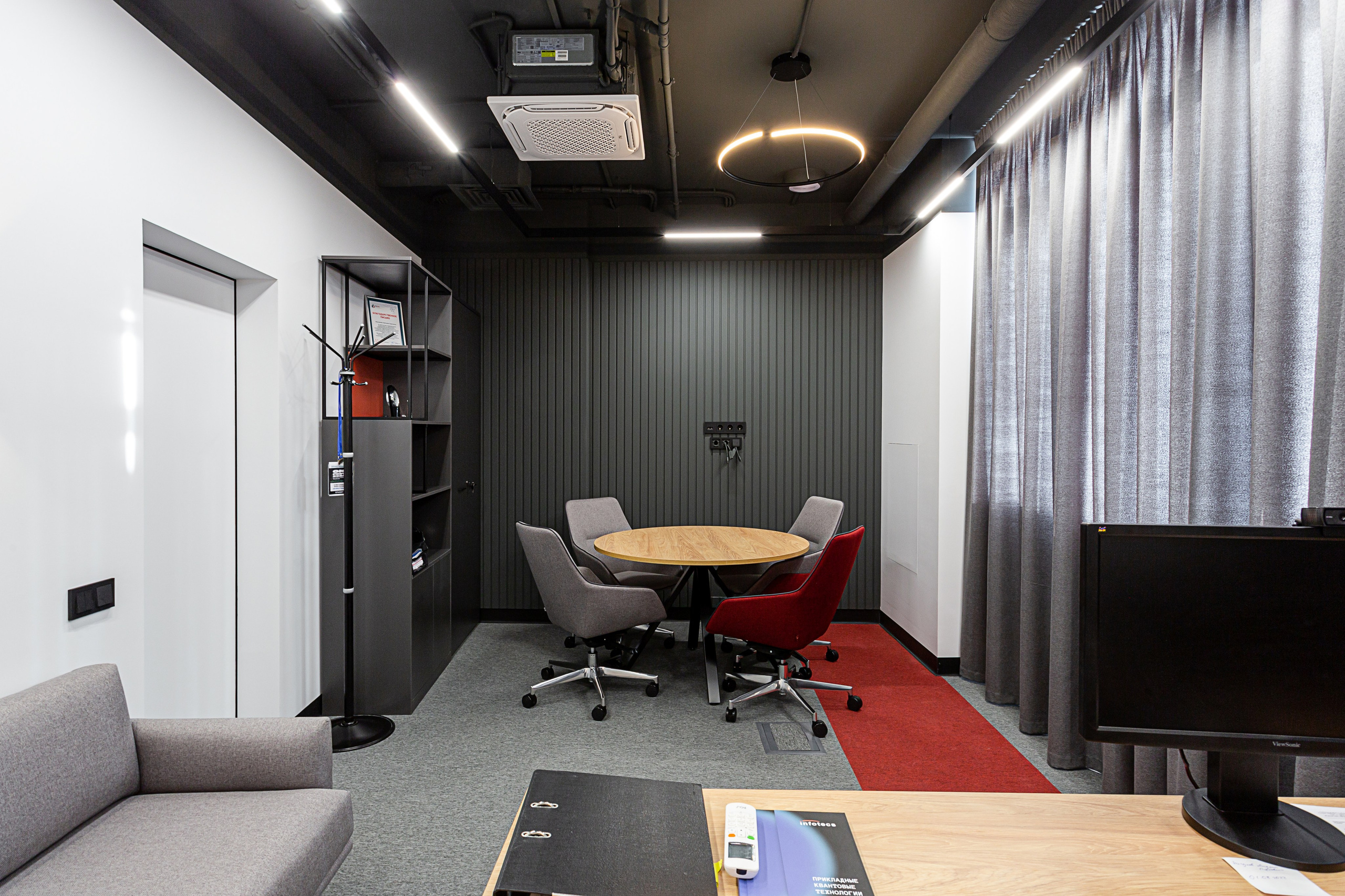Офисы Инфотех. Контент фотограф, съемка для маркетплейсов, фуд съемка и репортажи в Новосибирске Ралия Галеева