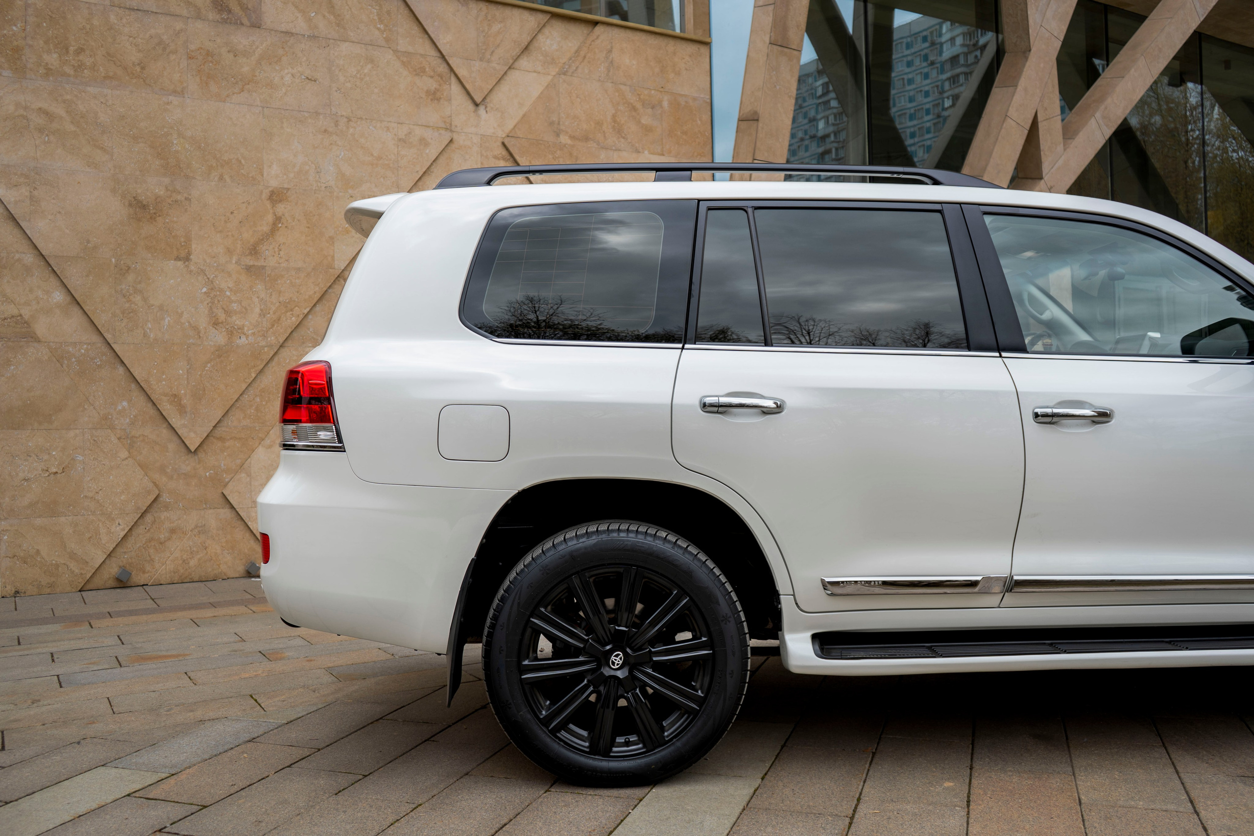 Toyota Land Cruzer 200