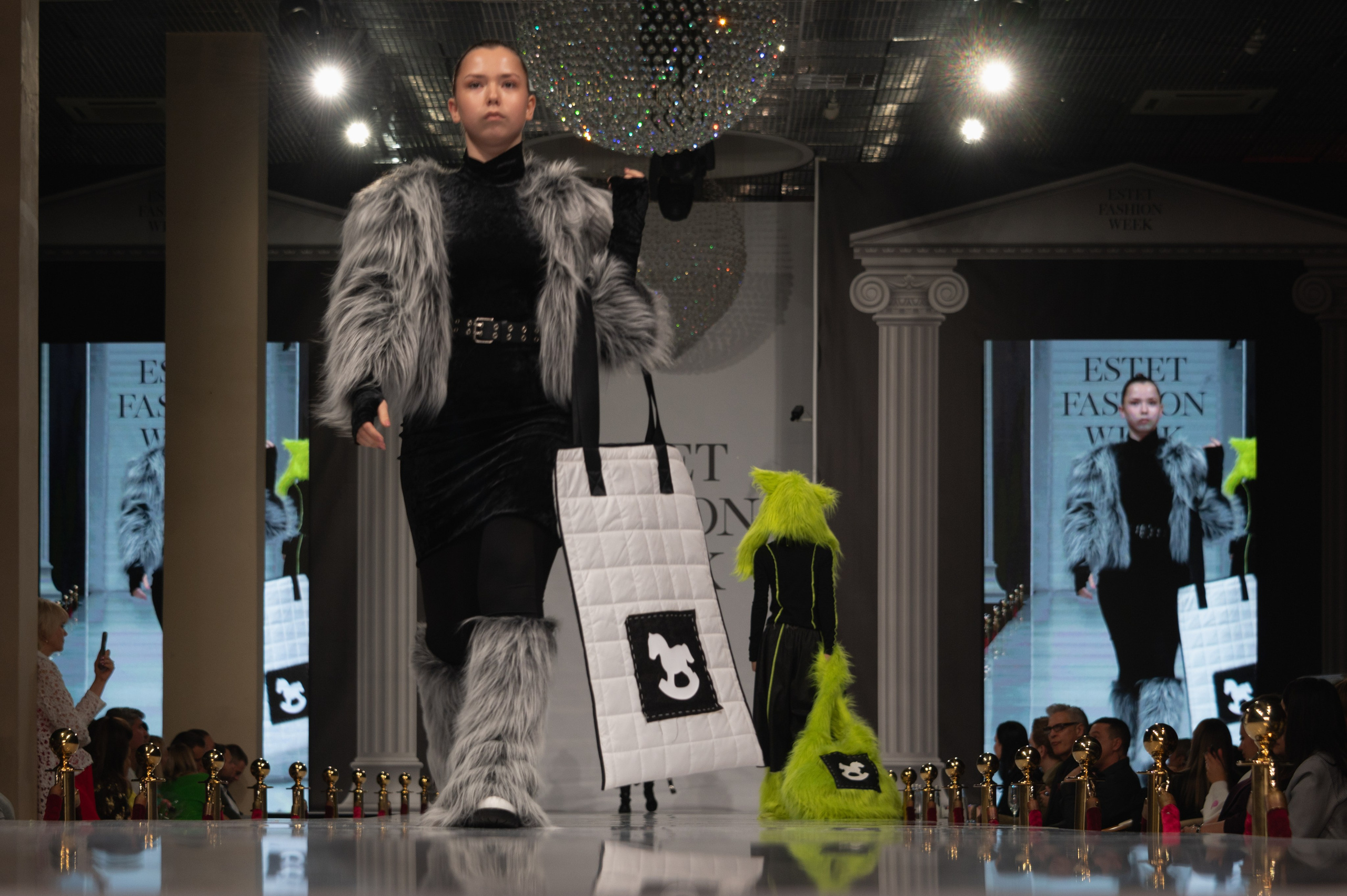 Estet Fashion Week-2023. Фотограф Роман Адлер