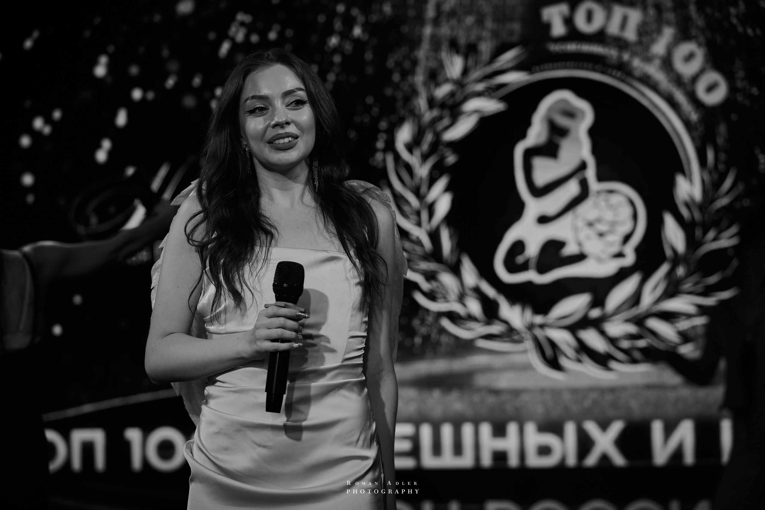 Бэкстейдж подготовки шоу Андрея Вишневского. Photographer Roman Adler