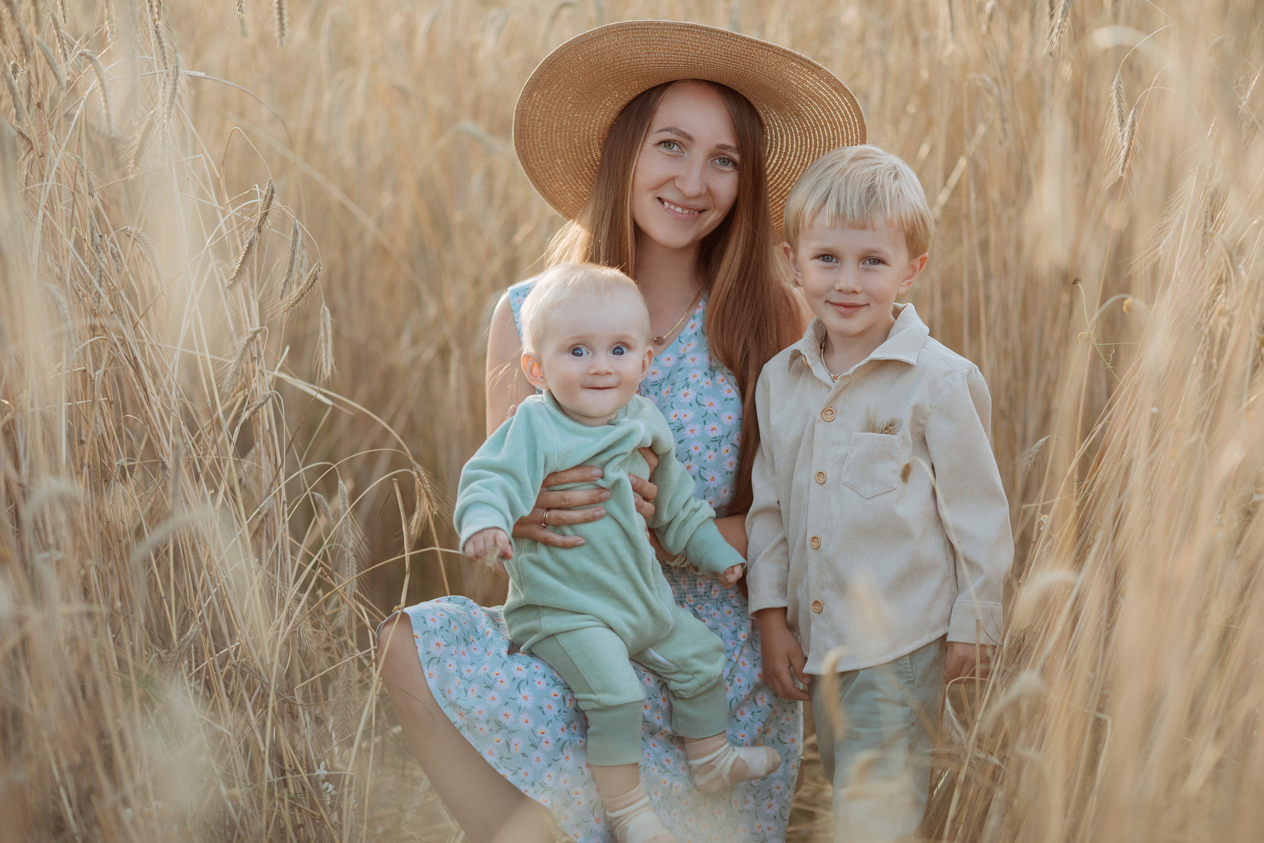 Семейные и индивидуальные фотопрогулки. Фотограф Смелова Ирина Кострома