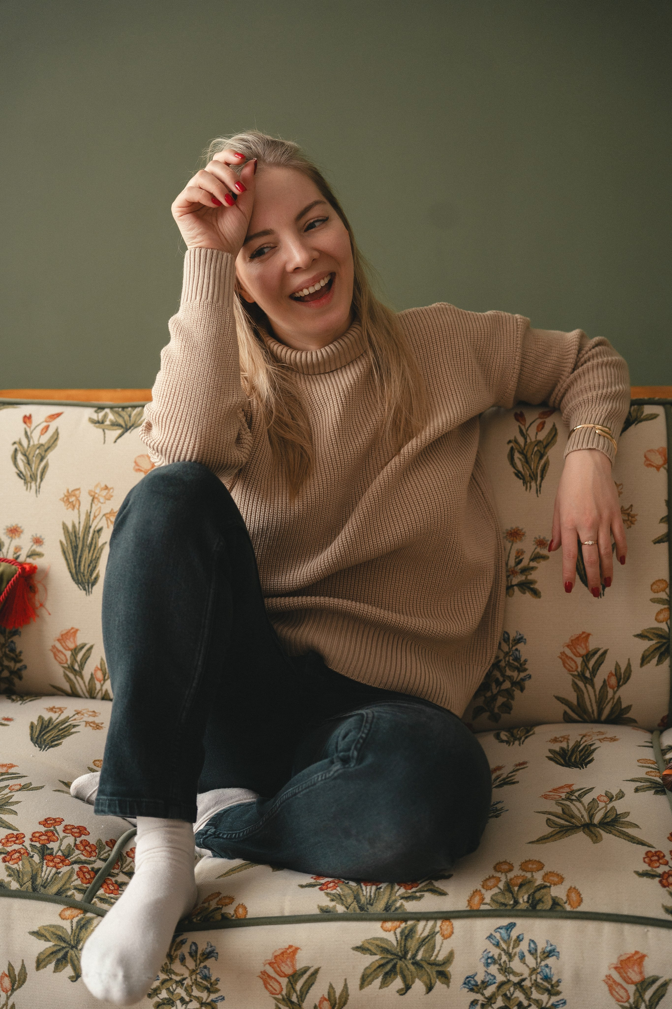 Оля и Настя. Фотограф/рилсмейкер в Москве и МО. Свадьбы, индивидуальные съемки, лавстори, беременность, мероприятия, бренды