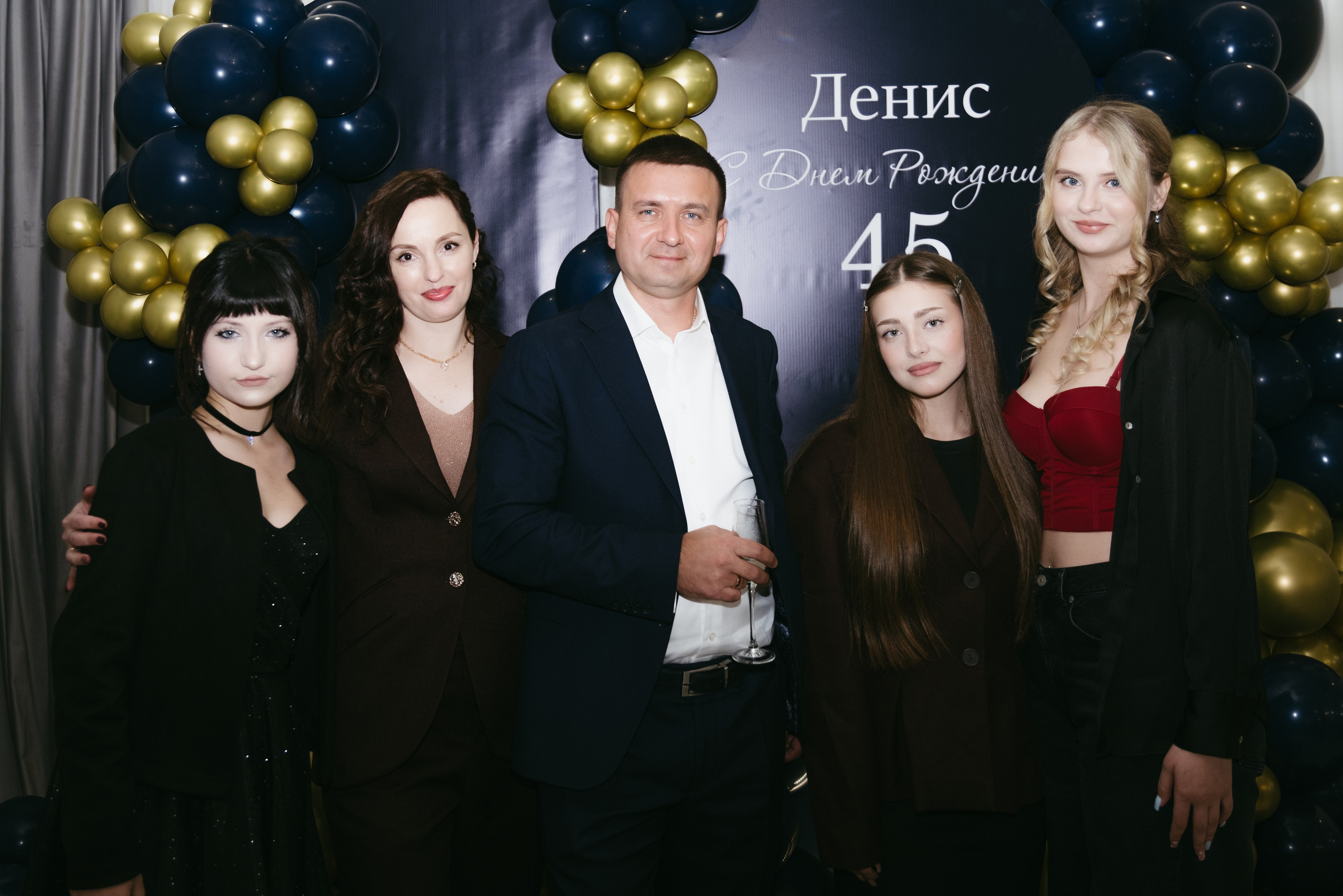 Денис | 45. Свадебный фотограф Денис Ожигин в Краснодаре и крае. Эмоциональная и стильная съемка вашего дня