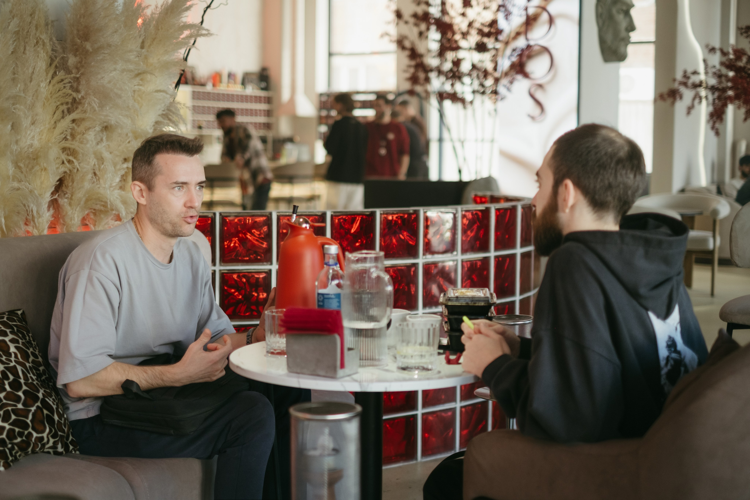 Б2Б мероприятие в лаунж баре HookahPlace Ordos | Краснодар. Свадебный фотограф Денис Ожигин в Краснодаре и крае. Эмоциональная и стильная съемка вашего дня