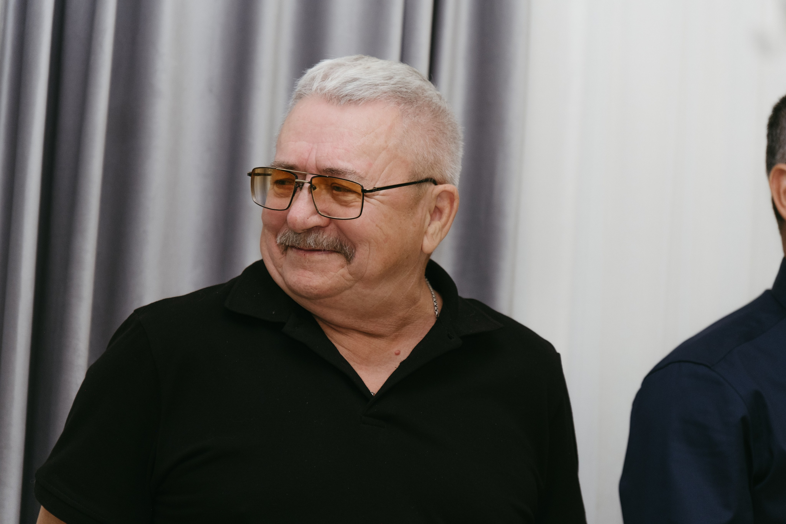 Денис | 45. Свадебный фотограф Денис Ожигин в Краснодаре и крае. Эмоциональная и стильная съемка вашего дня