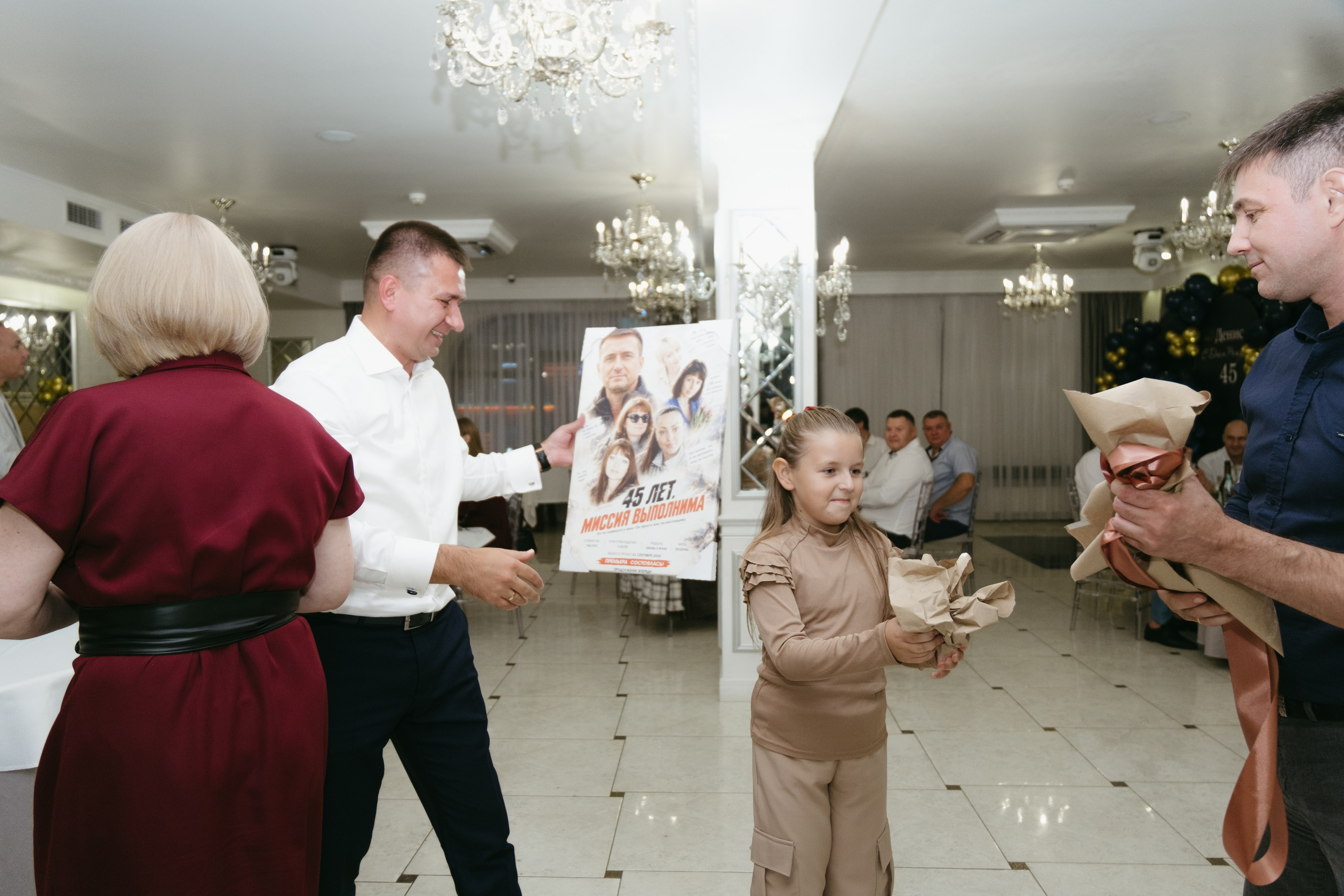 Денис | 45. Свадебный фотограф Денис Ожигин в Краснодаре и крае. Эмоциональная и стильная съемка вашего дня
