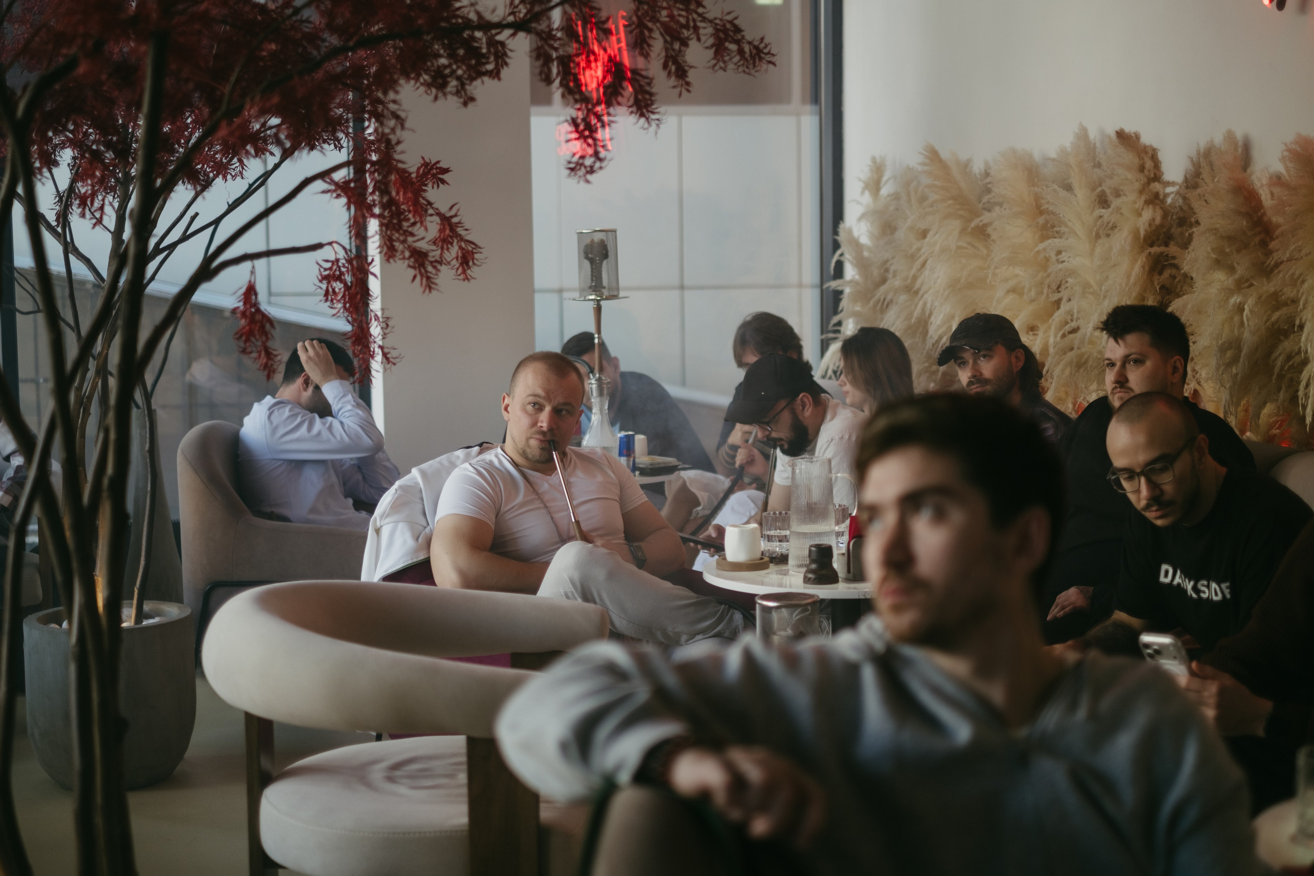 Б2Б мероприятие в лаунж баре HookahPlace Ordos | Краснодар. Свадебный фотограф Денис Ожигин в Краснодаре и крае. Эмоциональная и стильная съемка вашего дня