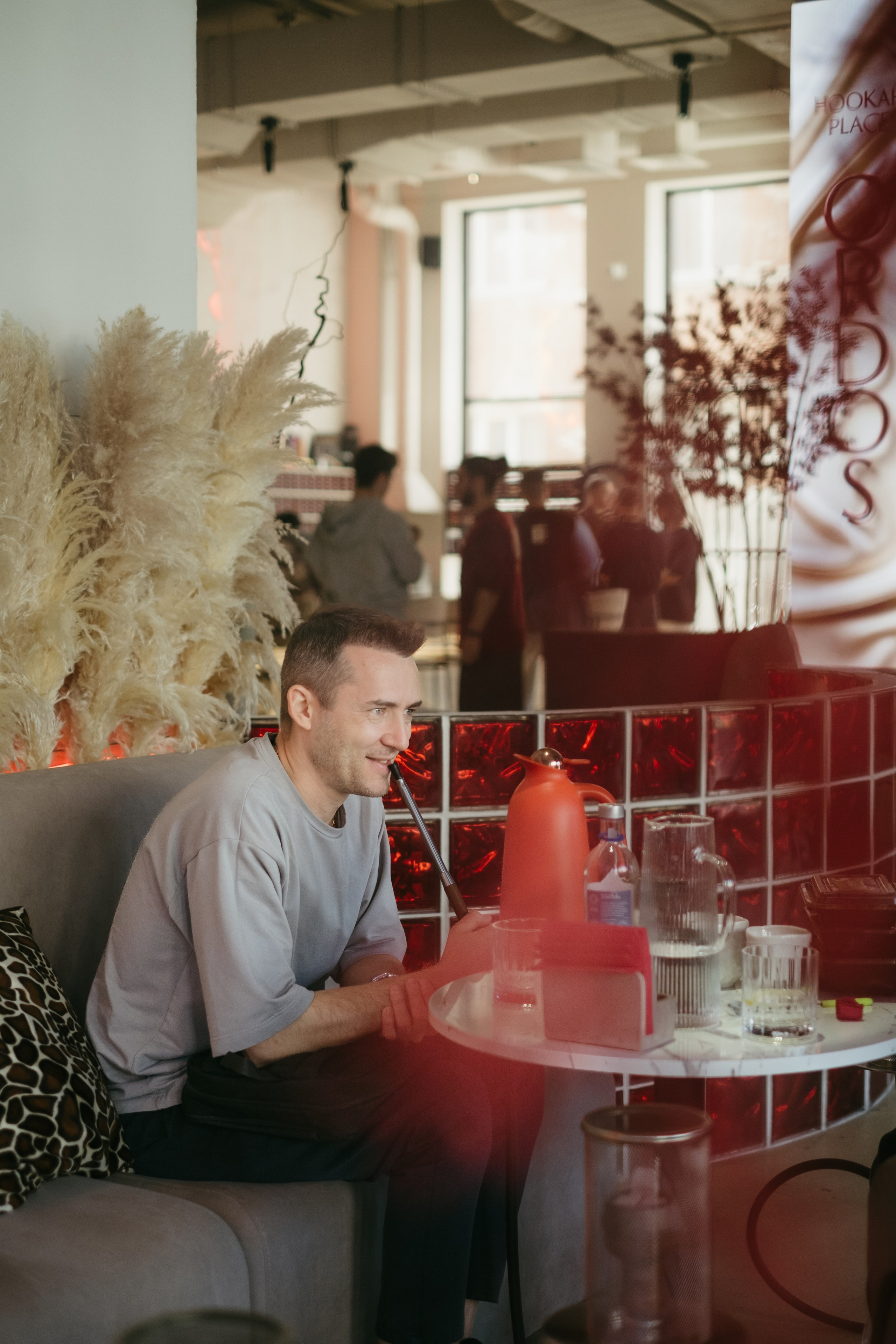 Б2Б мероприятие в лаунж баре HookahPlace Ordos | Краснодар. Свадебный фотограф Денис Ожигин в Краснодаре и крае. Эмоциональная и стильная съемка вашего дня