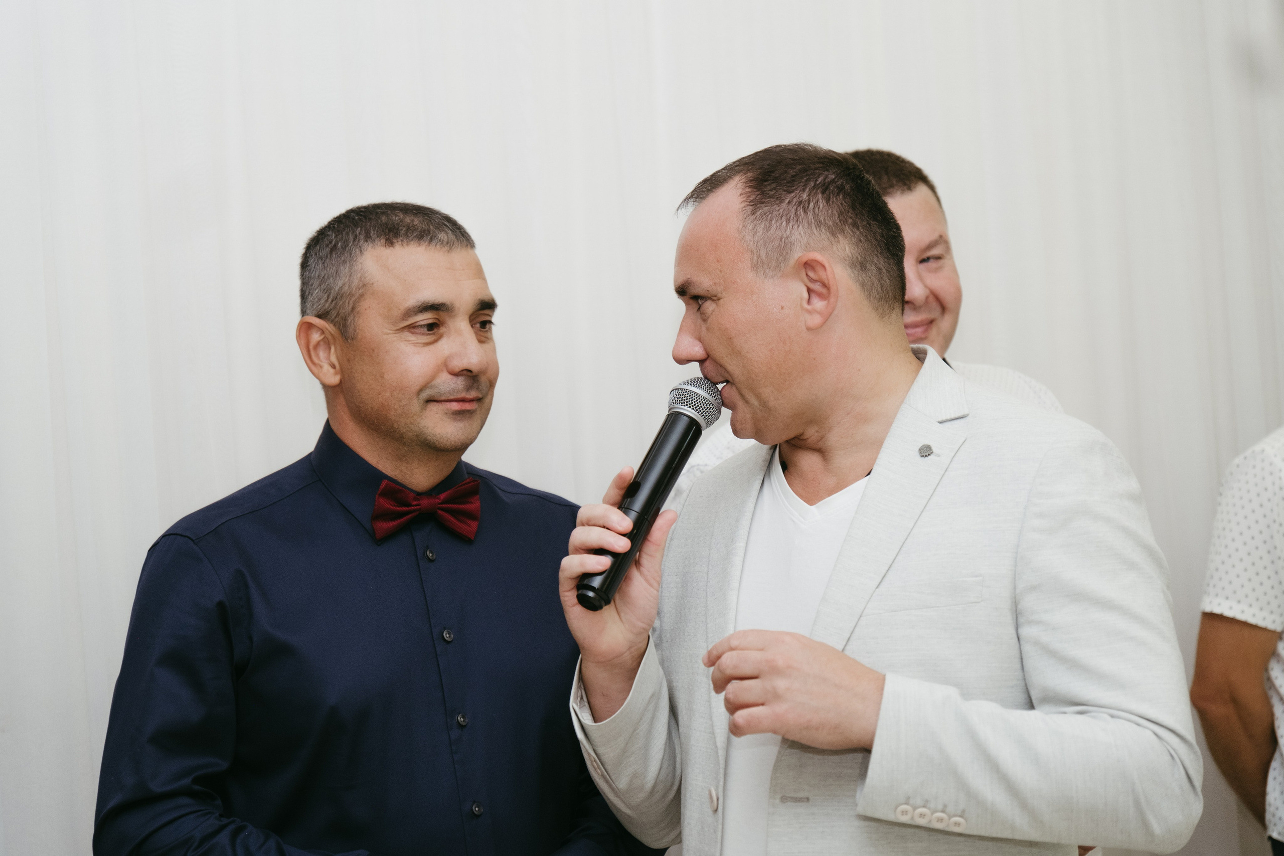 Денис | 45. Свадебный фотограф Денис Ожигин в Краснодаре и крае. Эмоциональная и стильная съемка вашего дня