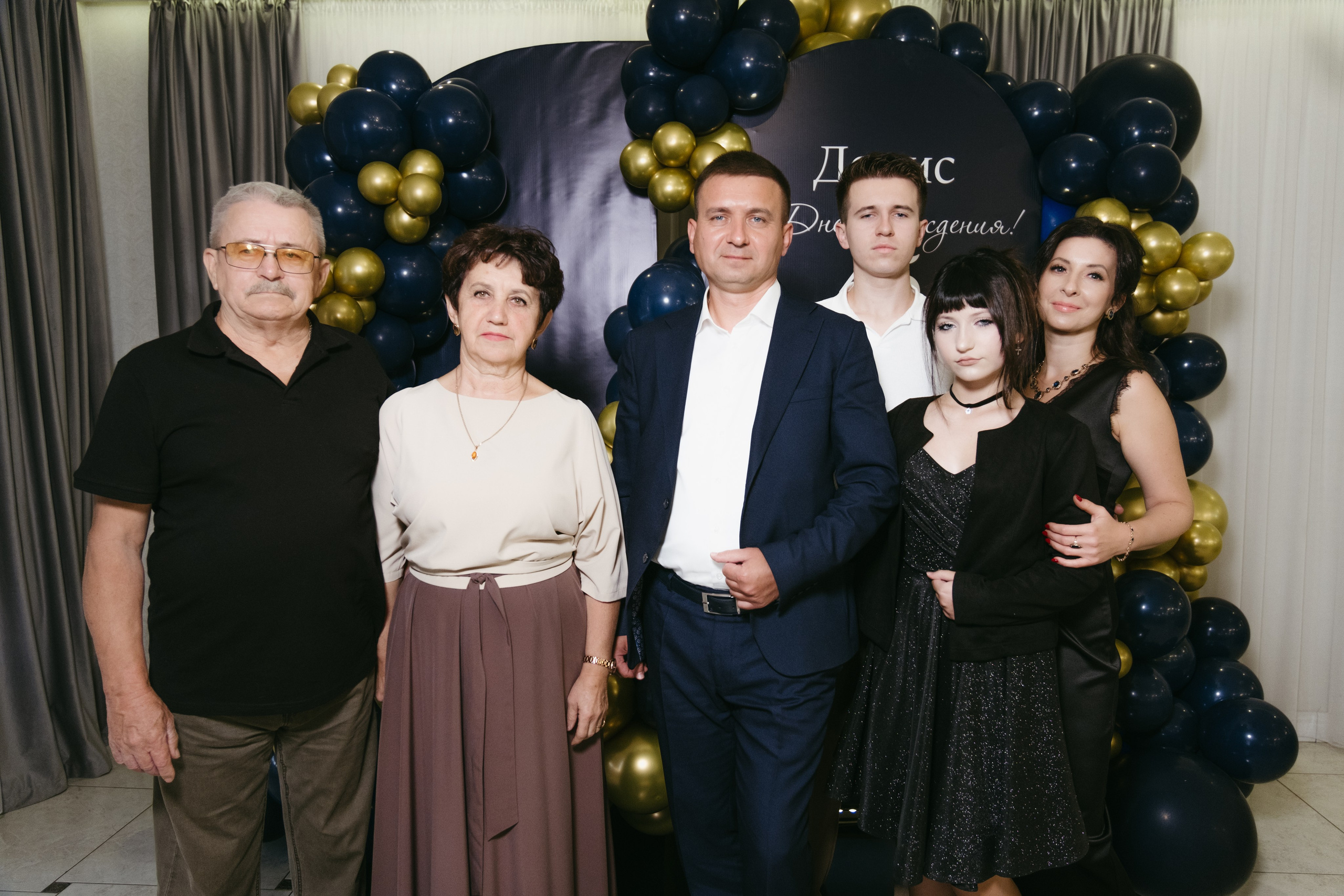 Денис | 45. Свадебный фотограф Денис Ожигин в Краснодаре и крае. Эмоциональная и стильная съемка вашего дня