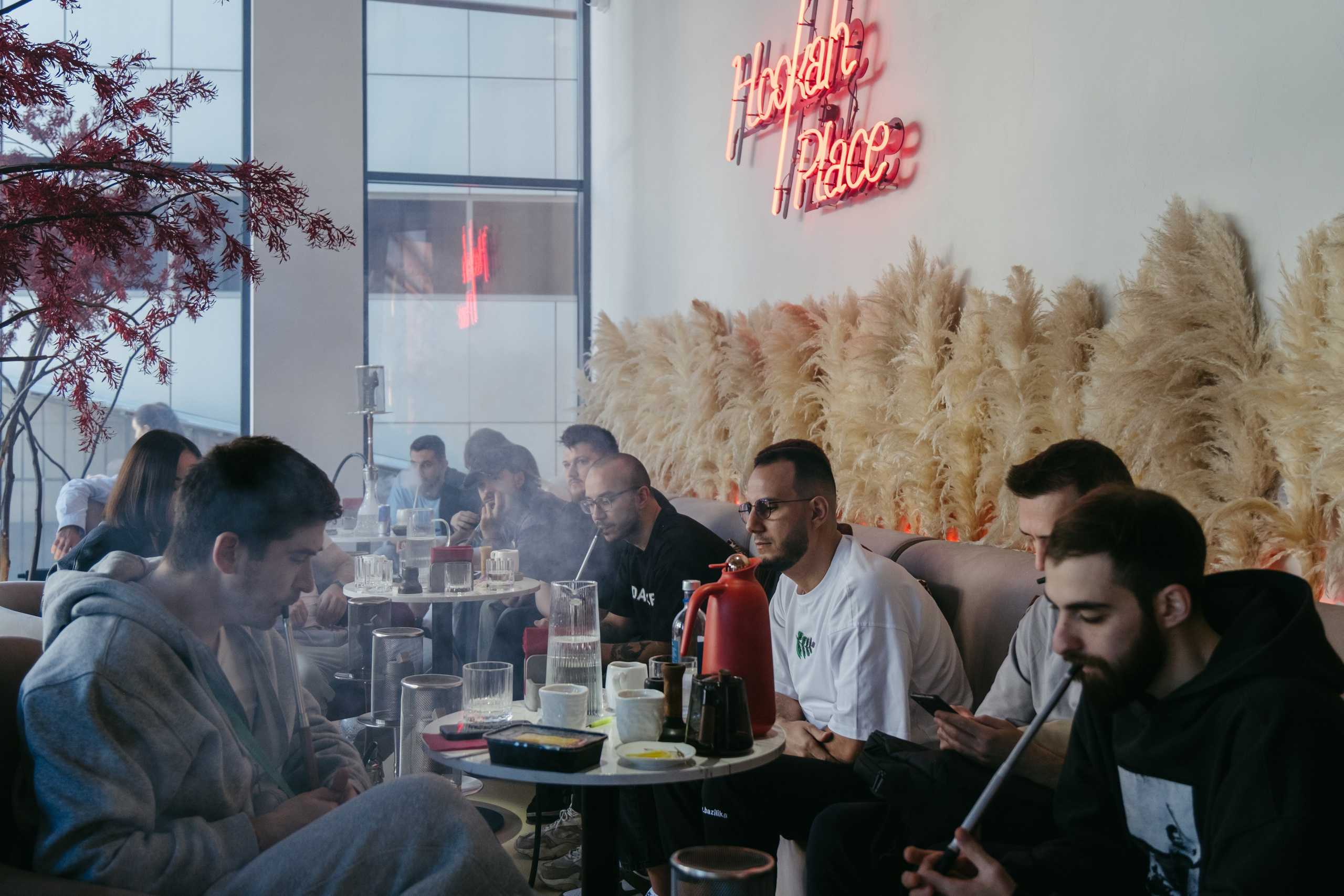Б2Б мероприятие в лаунж баре HookahPlace Ordos | Краснодар. Свадебный фотограф Денис Ожигин в Краснодаре и крае. Эмоциональная и стильная съемка вашего дня