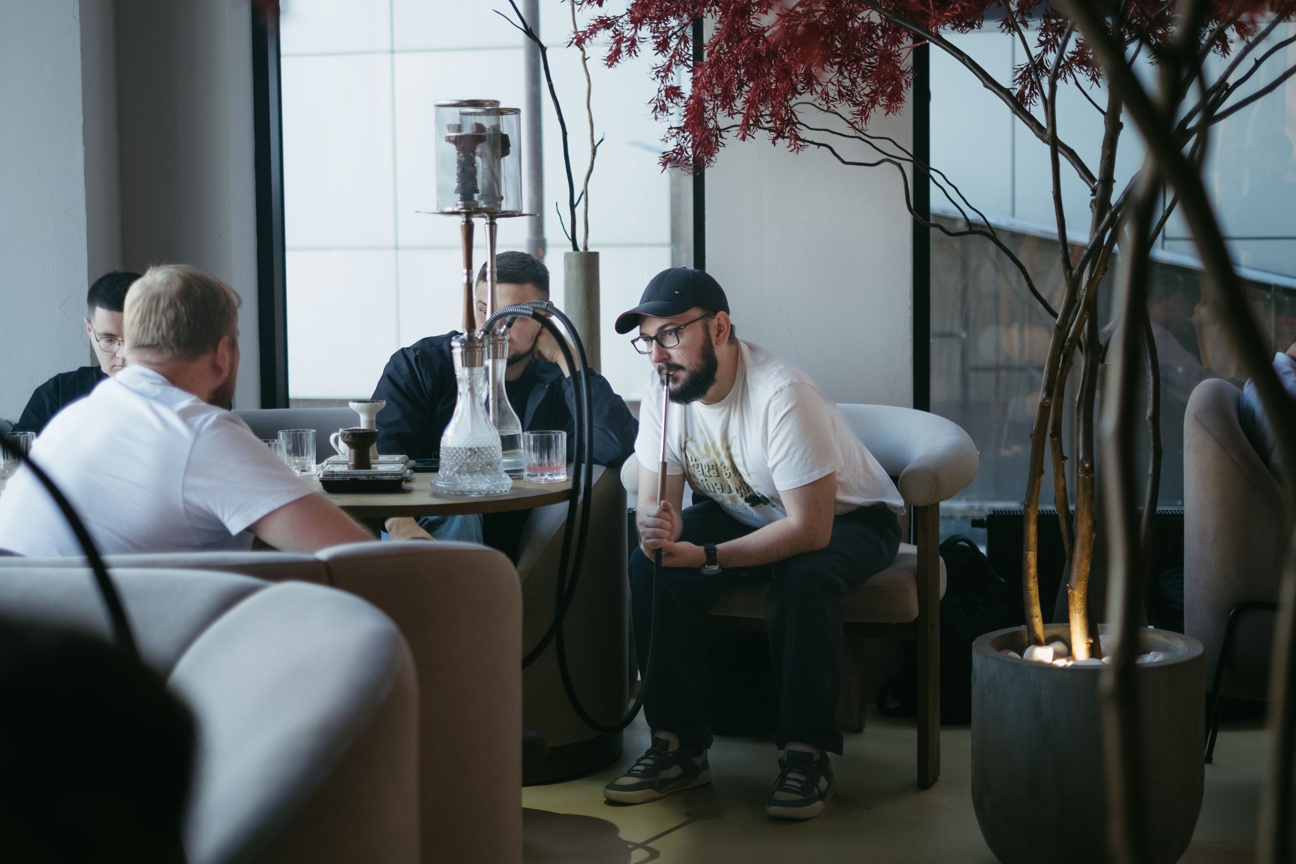 Б2Б мероприятие в лаунж баре HookahPlace Ordos | Краснодар. Свадебный фотограф Денис Ожигин в Краснодаре и крае. Эмоциональная и стильная съемка вашего дня