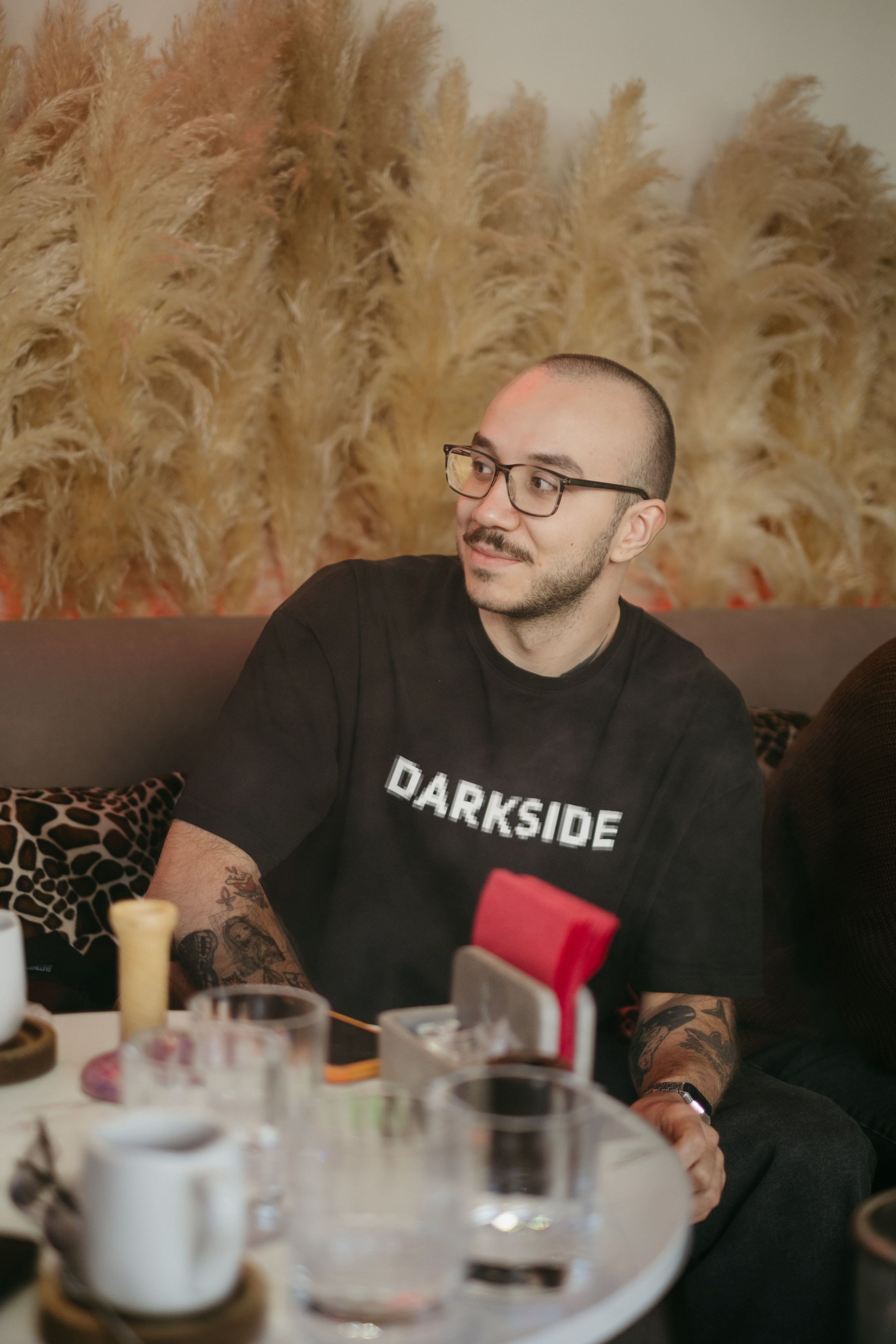 Б2Б мероприятие в лаунж баре HookahPlace Ordos | Краснодар. Свадебный фотограф Денис Ожигин в Краснодаре и крае. Эмоциональная и стильная съемка вашего дня