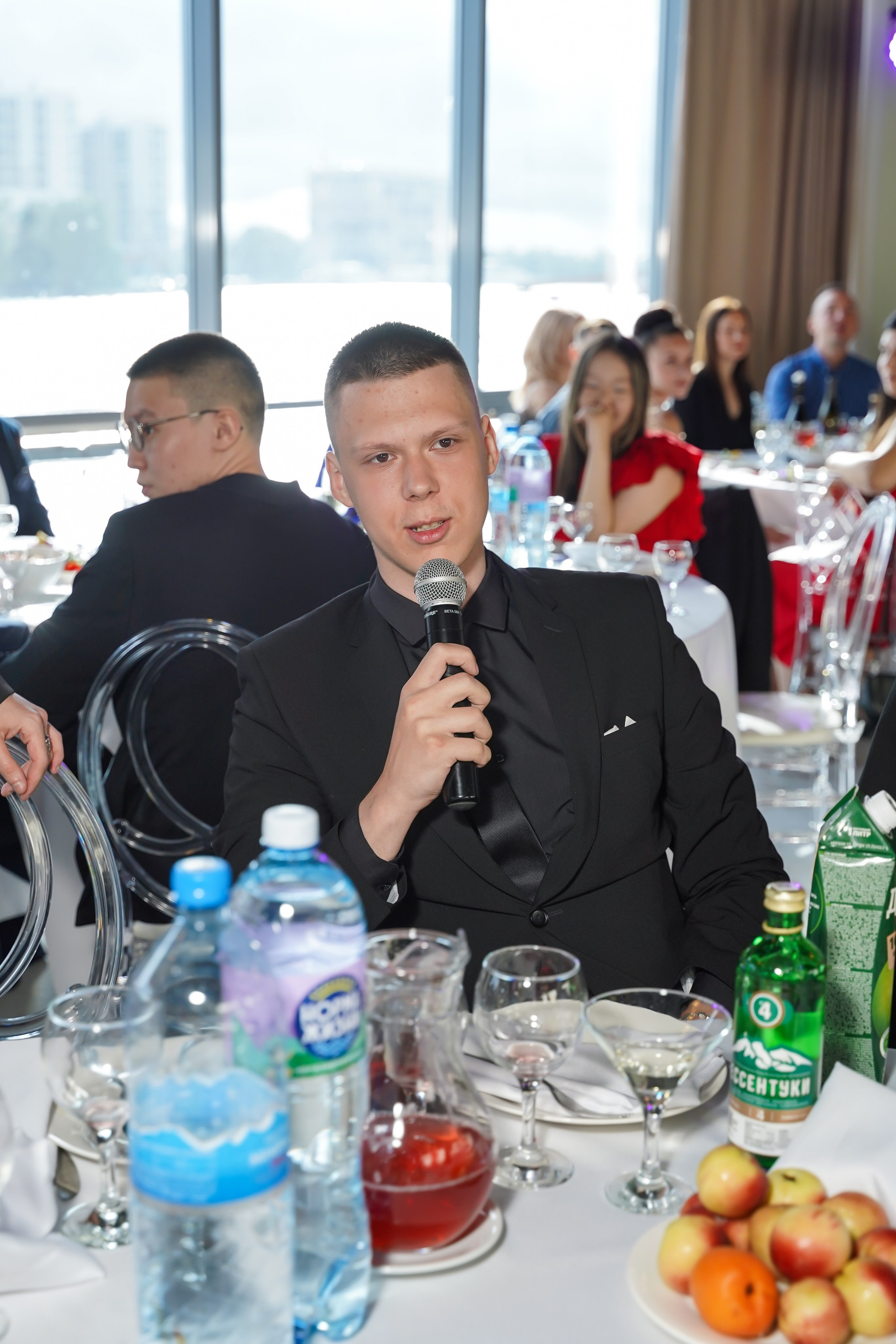 Выпускные. Репортажный фотограф и видеограф в Санкт-Петербурге