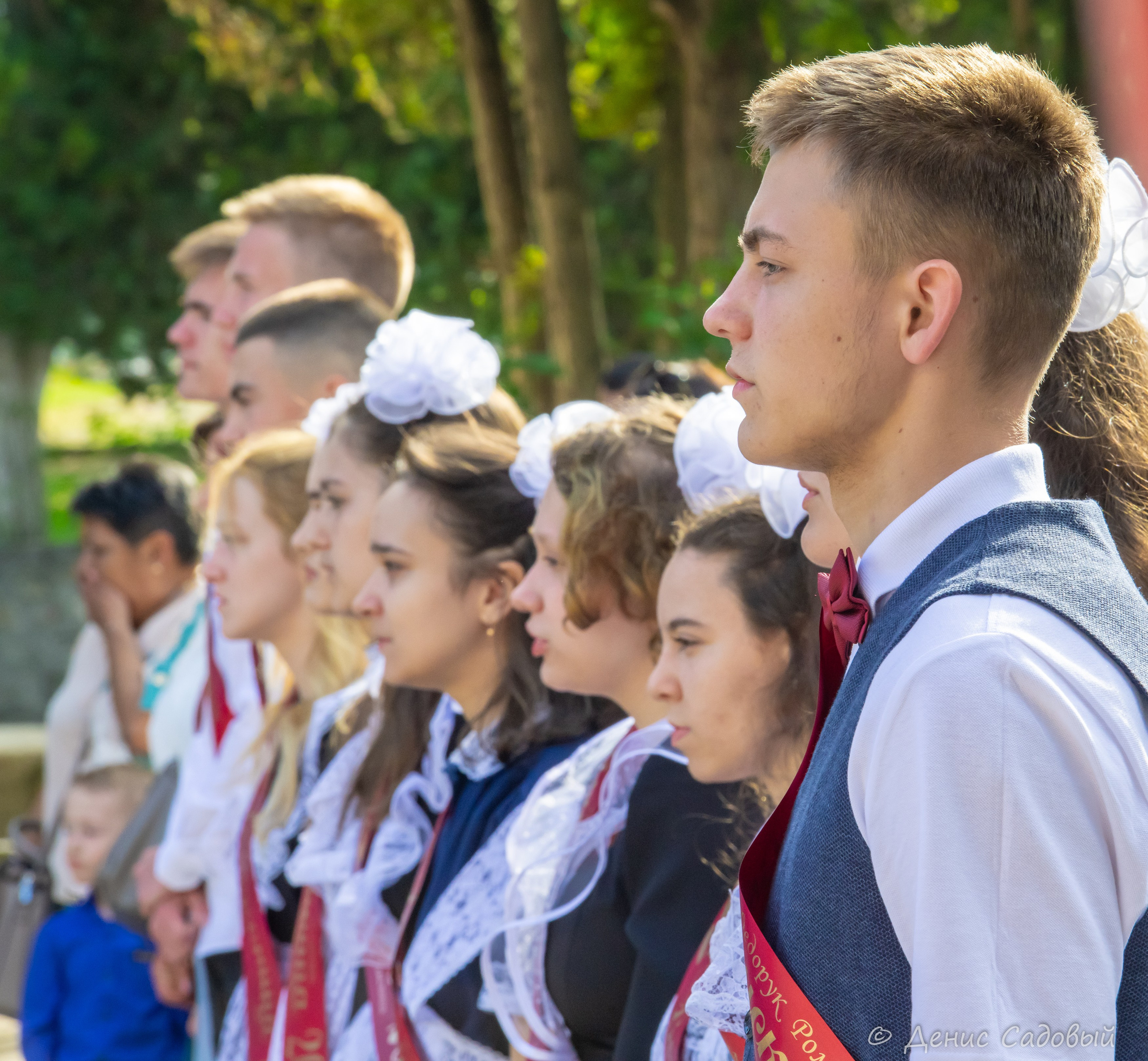 Последний звонок 11 класс школа № 17. Денис Садовый фотограф Севастополь