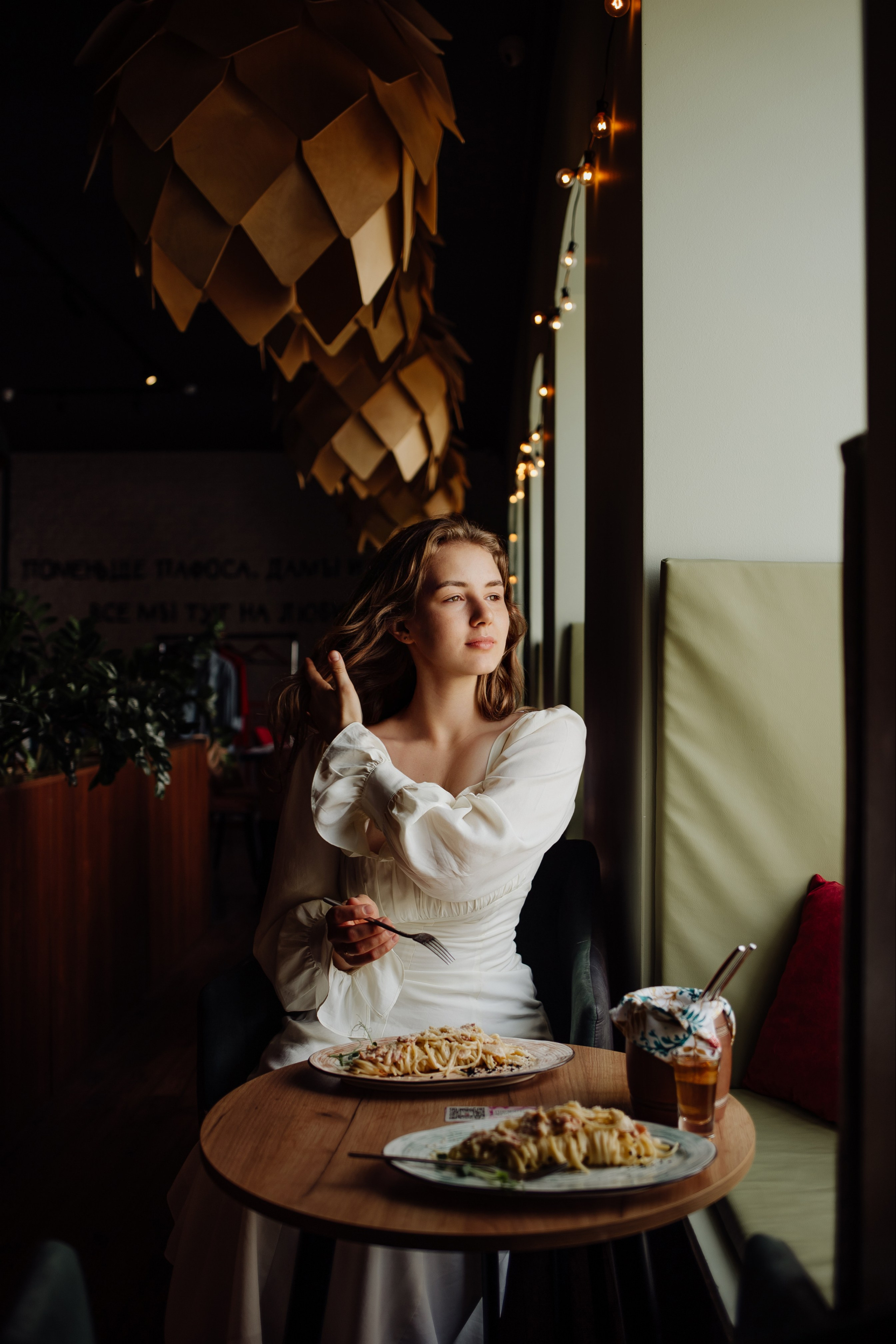 Женский портрет Аня. Женский фотограф в Саратове Анастасия Вишневская