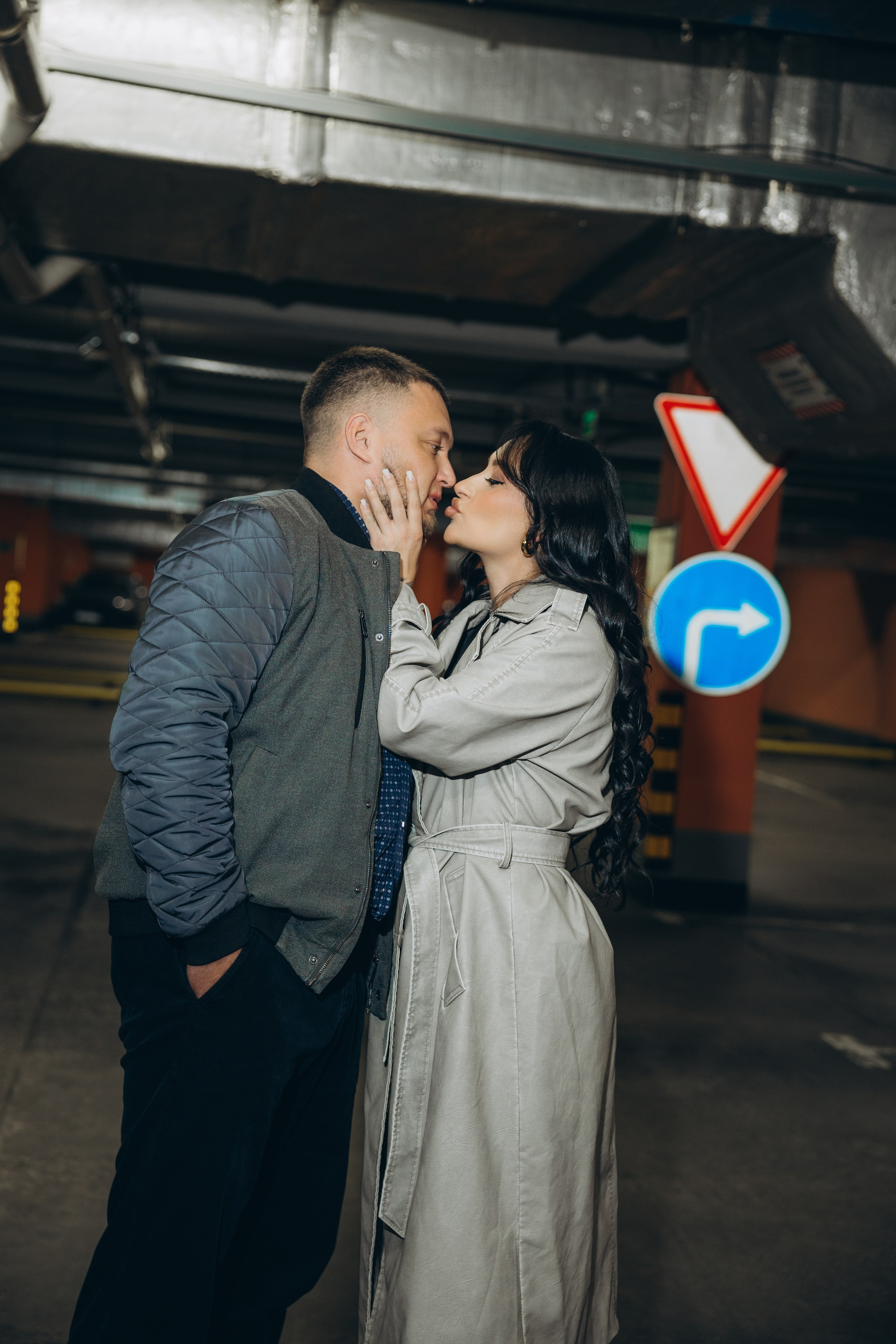 На парковке. Свадебный, семейный фотограф в Иркутске Светлана Макаричева