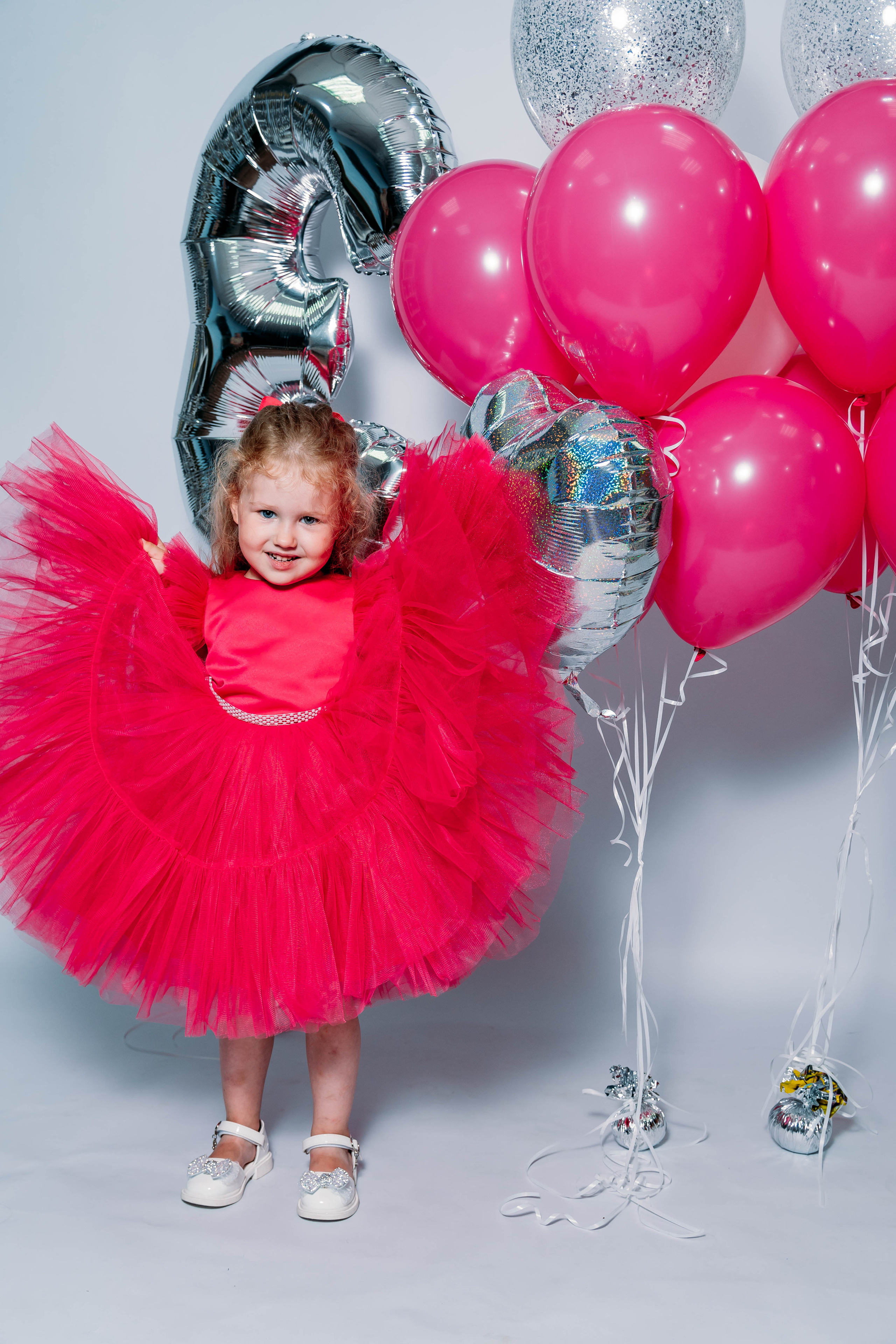 Виктории 3 года. Фотограф Алёна Царькова. Киселевск