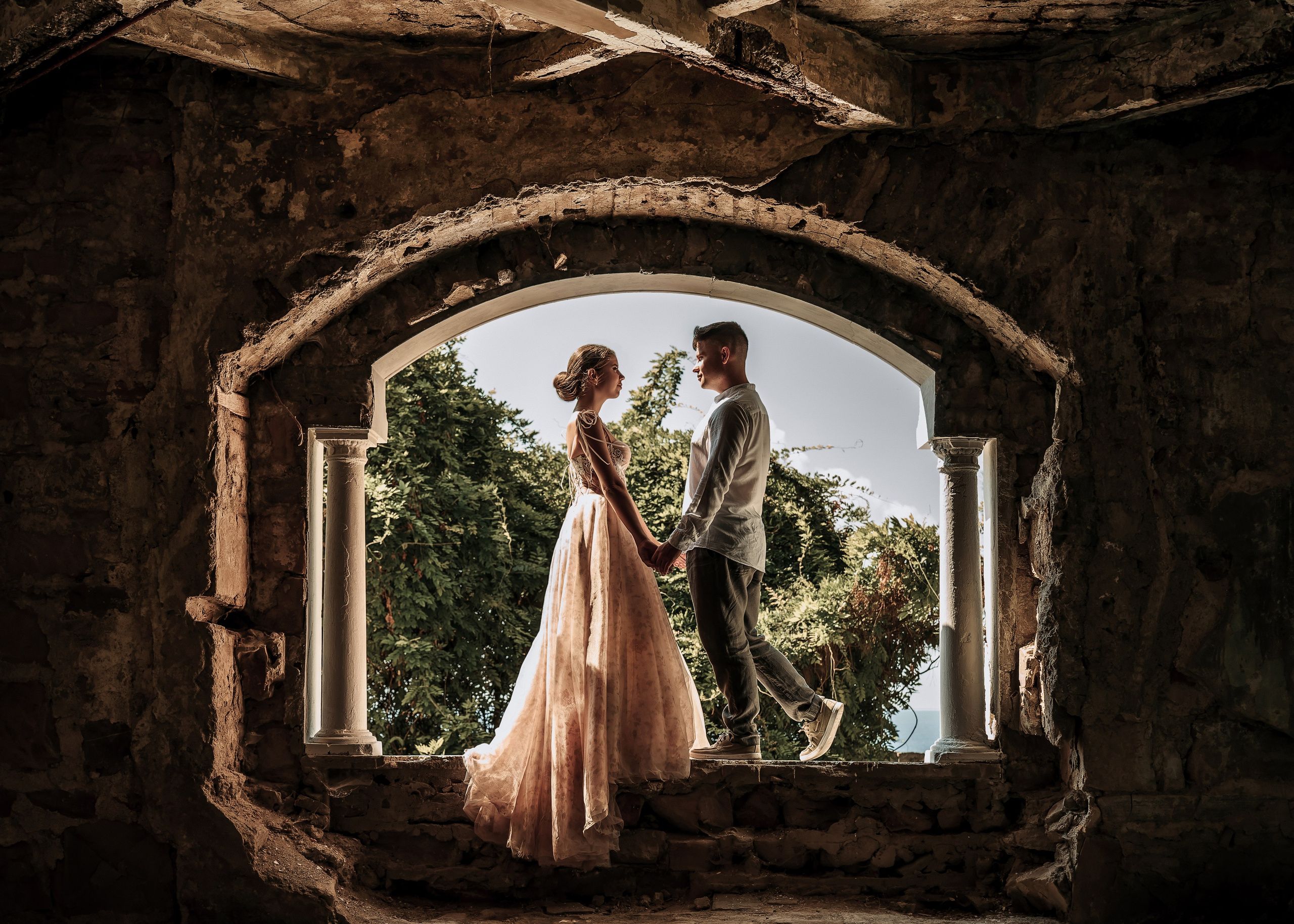 Место для фотосессии в Сочи, Адлере. Красивые свадебные фотосессии. Алина Бернд — свадебный и индивидуальный фотограф в Сочи и Адлере