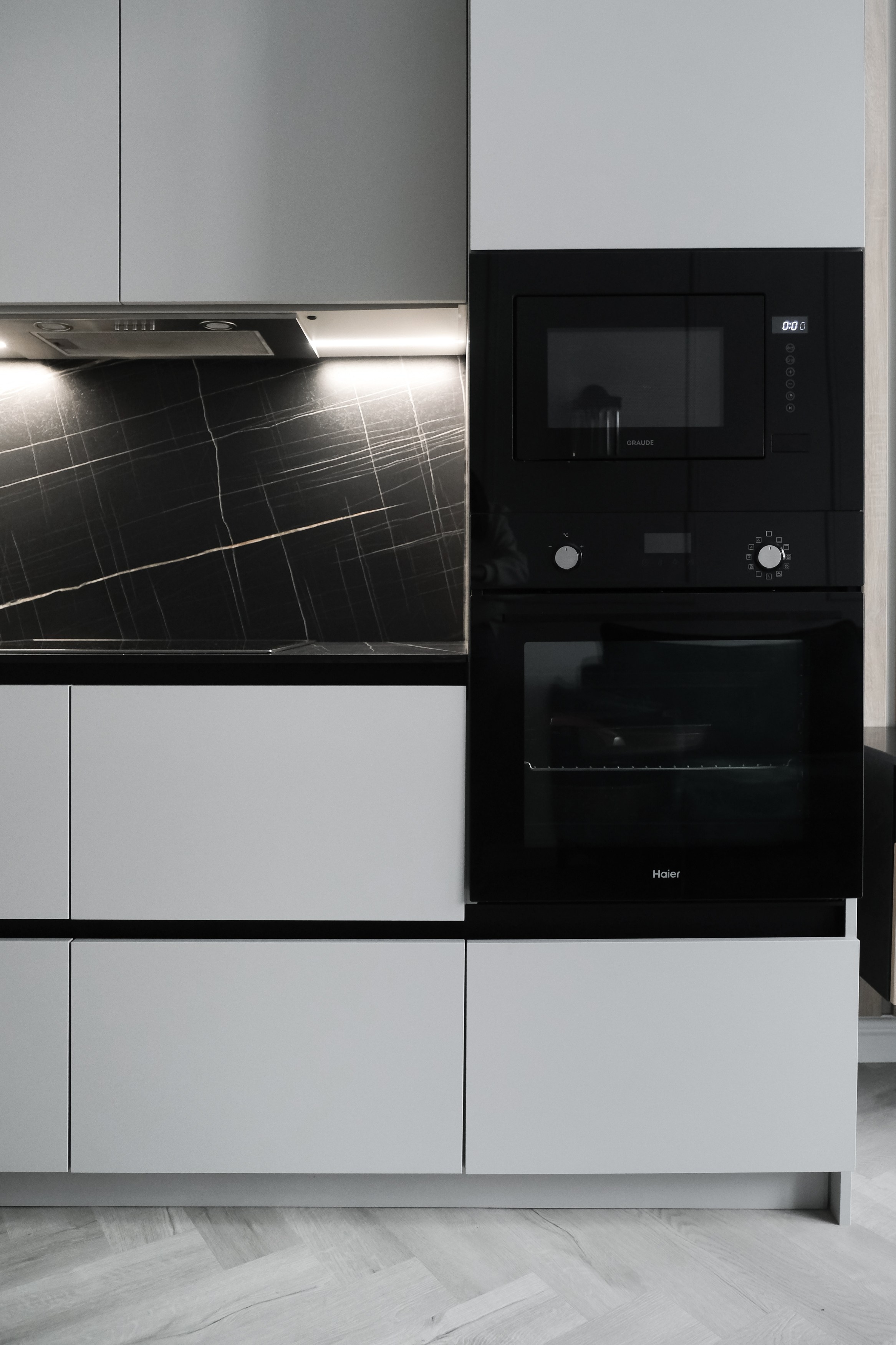 Кухни в Томске на заказ. Мебель, Кухни и Шкафы в Северном парке. ГУДРУМ — Мебель на заказ в Томске | Кухни | Шкафы | Стулья и Столы