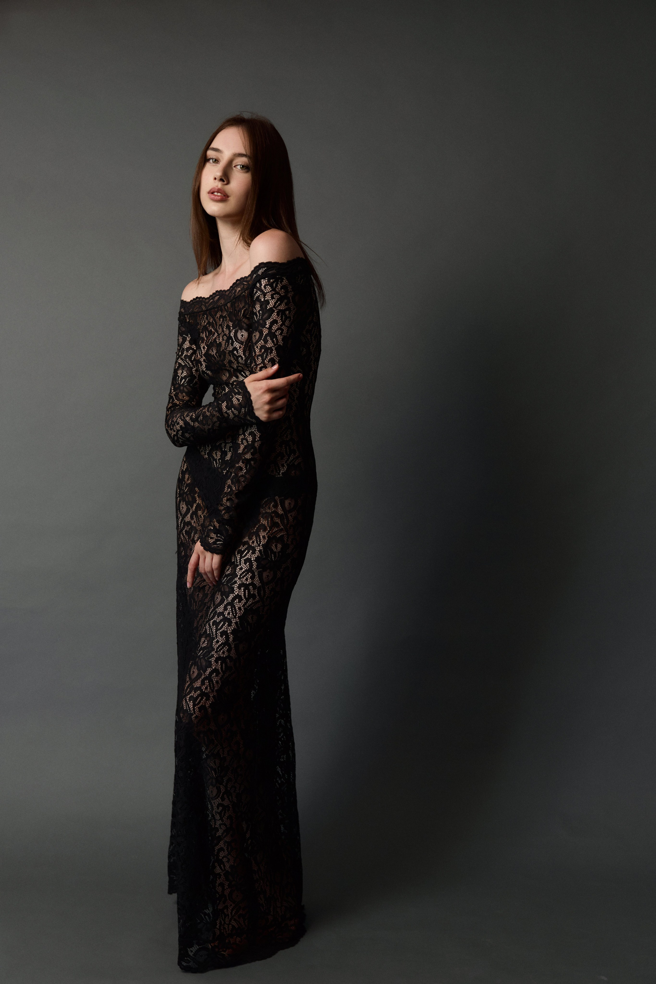 Дарья Глухова. Съёмка одежды для маркетплейсов и брендов Morozova Production