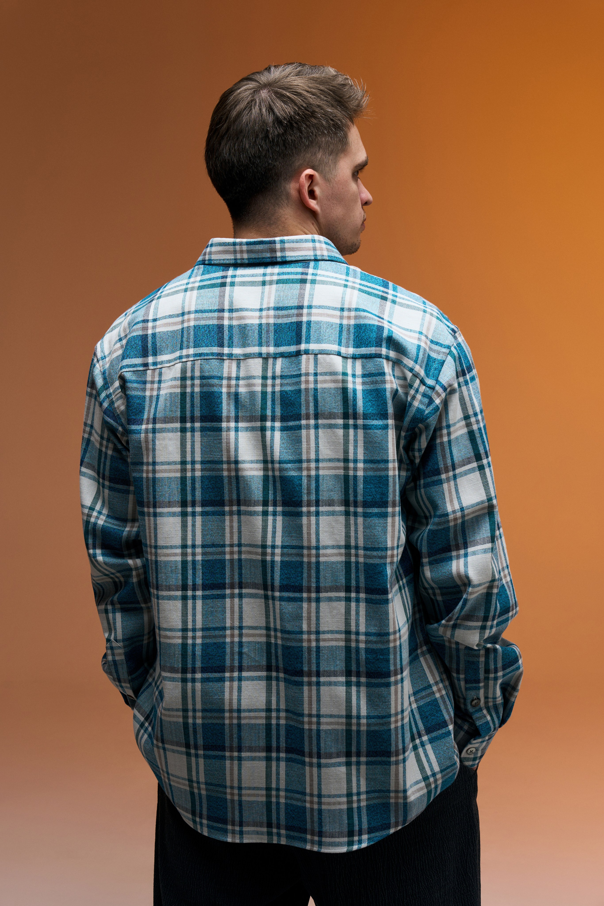 Студийная для бренда. Иван Упоров — фотограф, рилсмейкер чебоксары